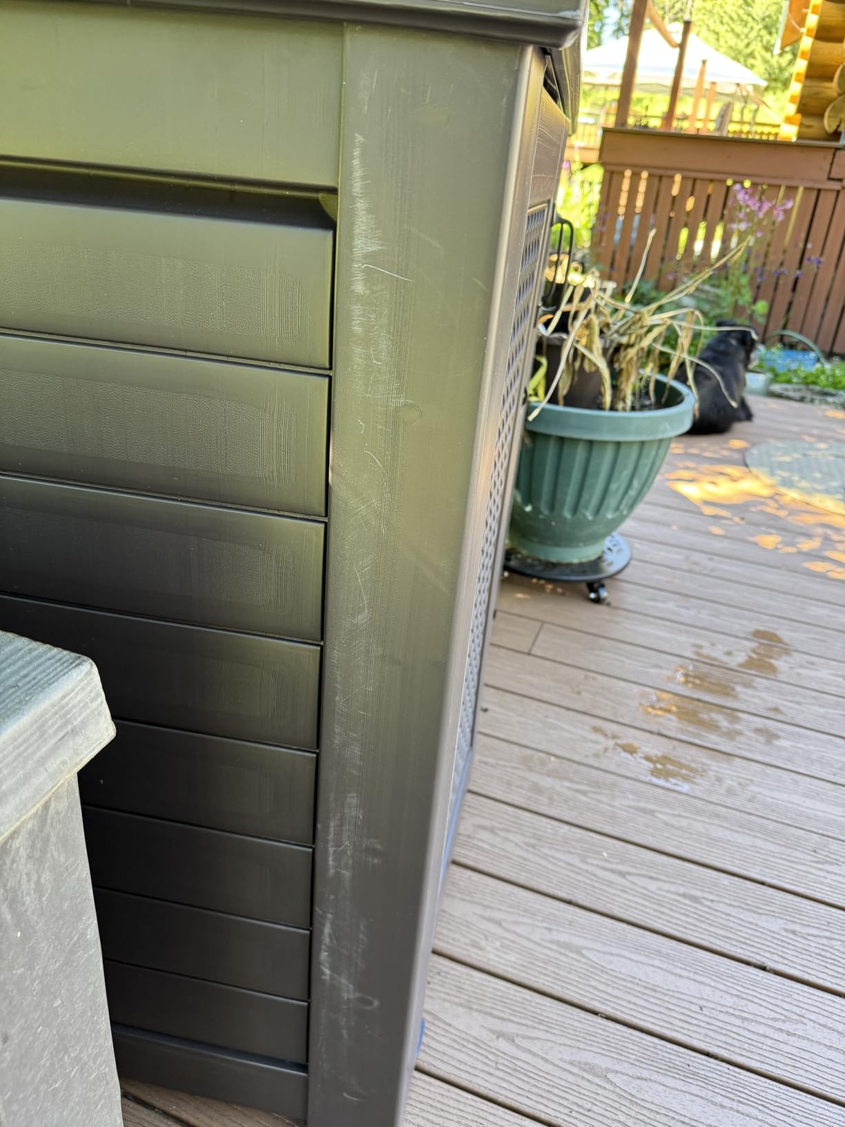 Rubbermaid Decorative Outdoor Storage Cabinet (123 Gal), Weather Resistant, Brown, Organization for Home/Backyard/Pool Chemicals/Toys/Garden Tools/Porch/Patio Cushions customer photo 1