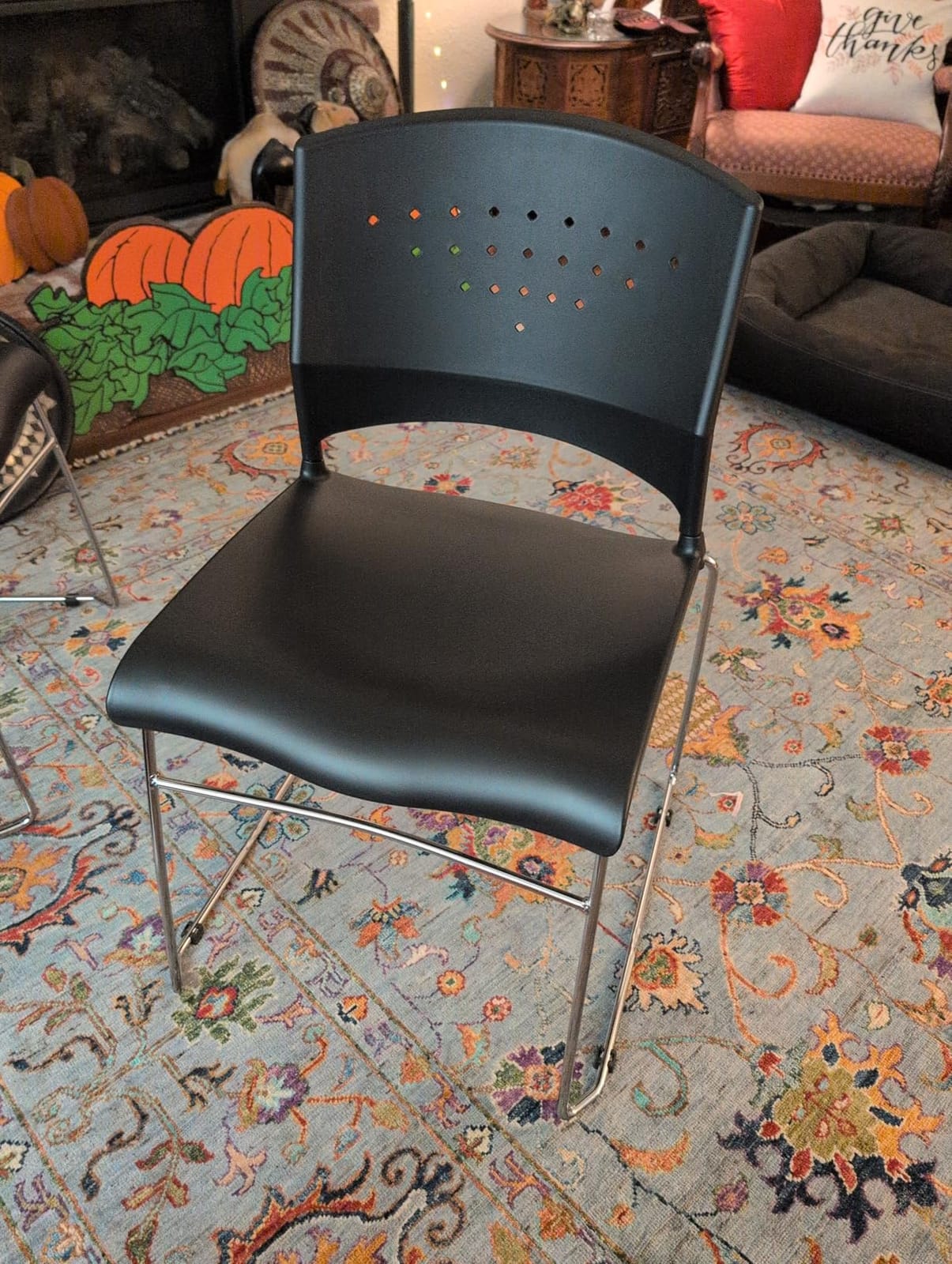 Flash Furniture Hercules Series Contoured Stacking Chairs for Waiting Rooms and Offices, Ergonomic Lobby Chairs with Curved Back, Set of 5, Black | Sled Base, Powder Coated, Contoured, 880 LBS. Weight Capacity customer photo 1