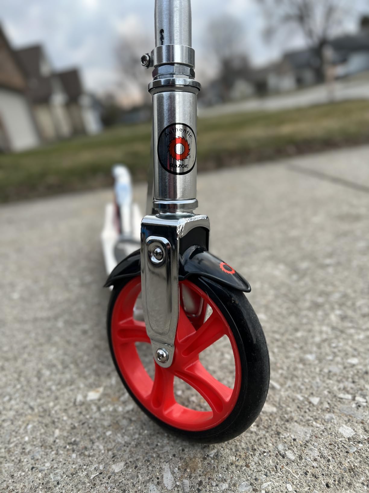 Razor A5 Lux Kick Scooter for Kids Ages 8+ - 8