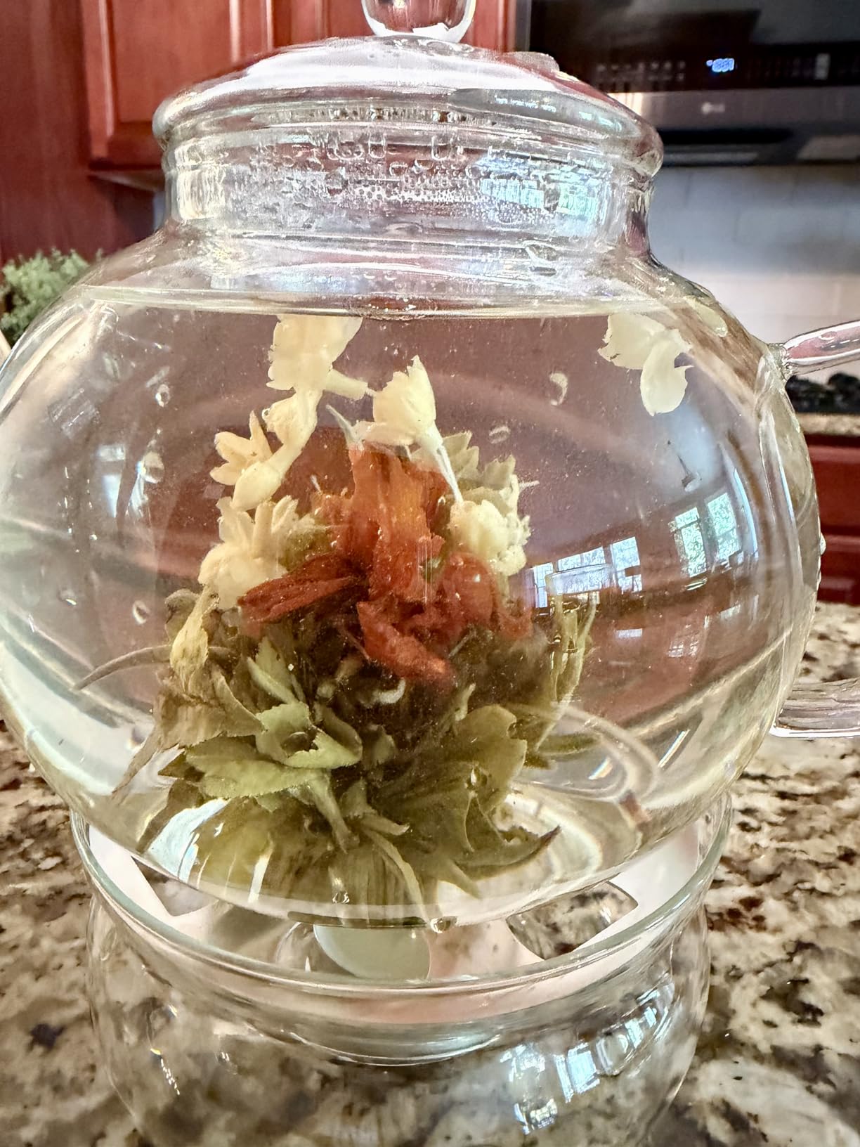 Teabloom Complete Glass Tea Set - Teapot (40 oz), Loose Tea Infuser, 4 Insulated Teacups, Tea Warmer with Candlelight, and 12 Flowering Teas - Elegant Blooming Tea Gift Set customer photo 2