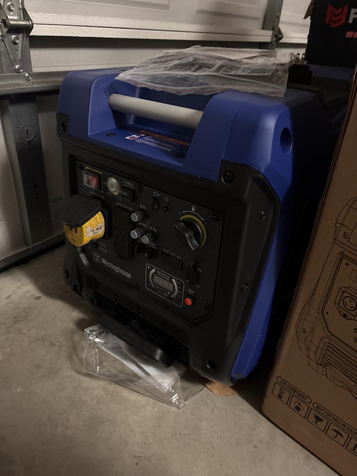 Westinghouse 5000 Peak Watt Super Quiet Portable Inverter Generator, Remote Electric Start with Auto Choke, Wheel & Handle Kit, RV Ready, Gas Powered, Parallel Capable customer photo 1