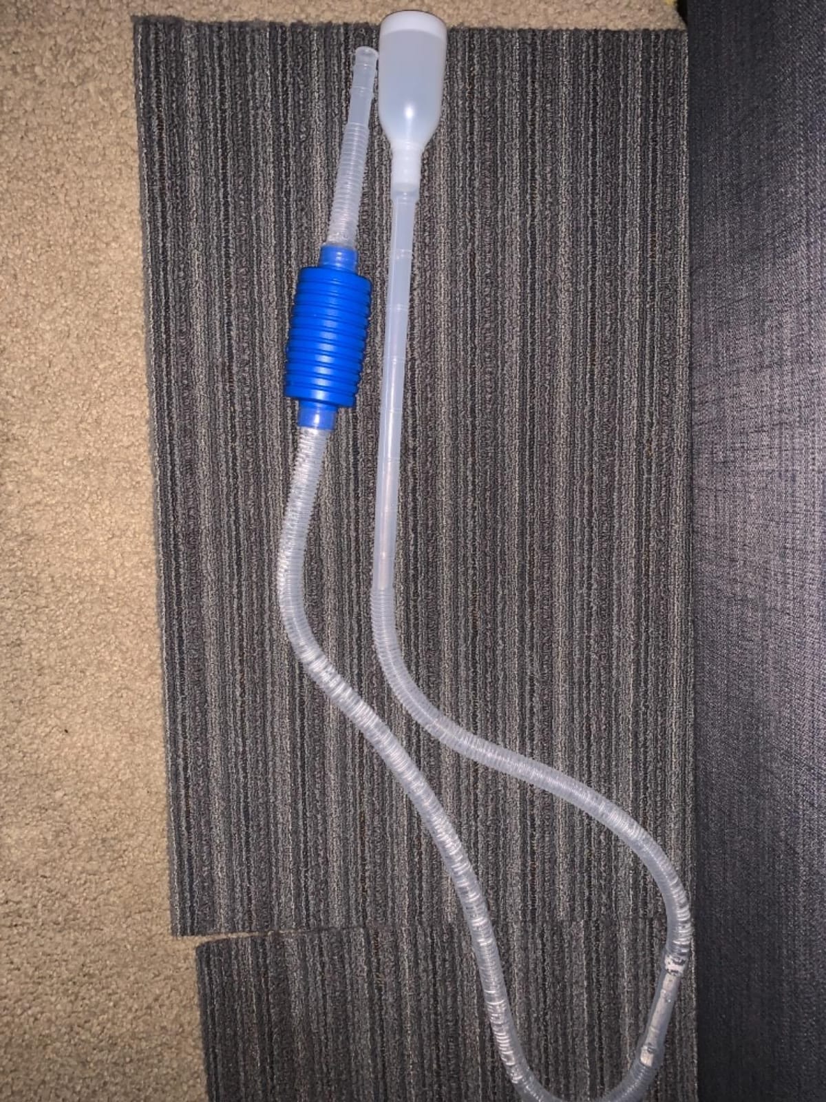 Luigi's Fish Tank Cleaner - Turtle Tank Accessories - Gravel Vacuum for Aquarium - Hand Siphon Hose to Remove and Change Water or Sand in Minutes customer photo 2