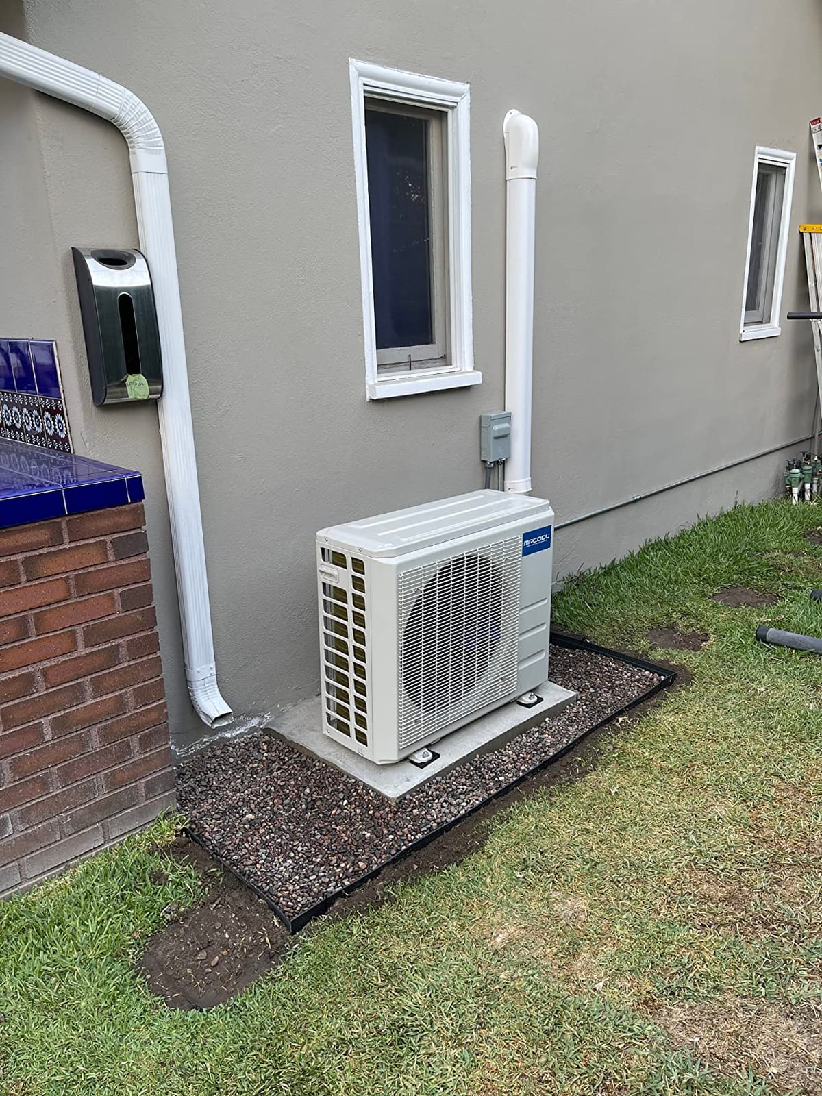 MRCOOL LineGuard 4.5 Inch Line Set Cover Kit, Mini Split Air Conditioner Accessory, 12 Feet customer photo 1