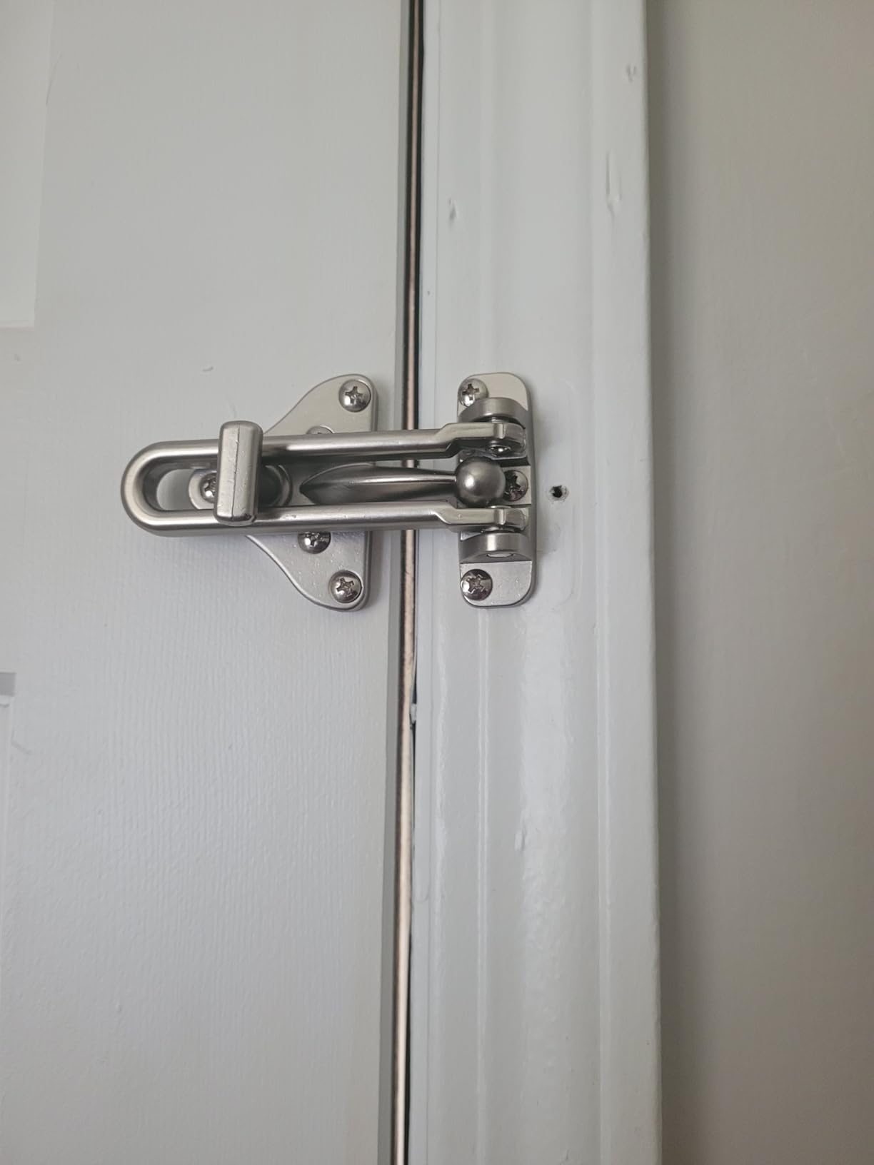 Prime-Line U 11316 Swing Bar Door Guard With High Security Auxiliary Lock, Satin Nickel Finish (Single Pack) customer photo 1