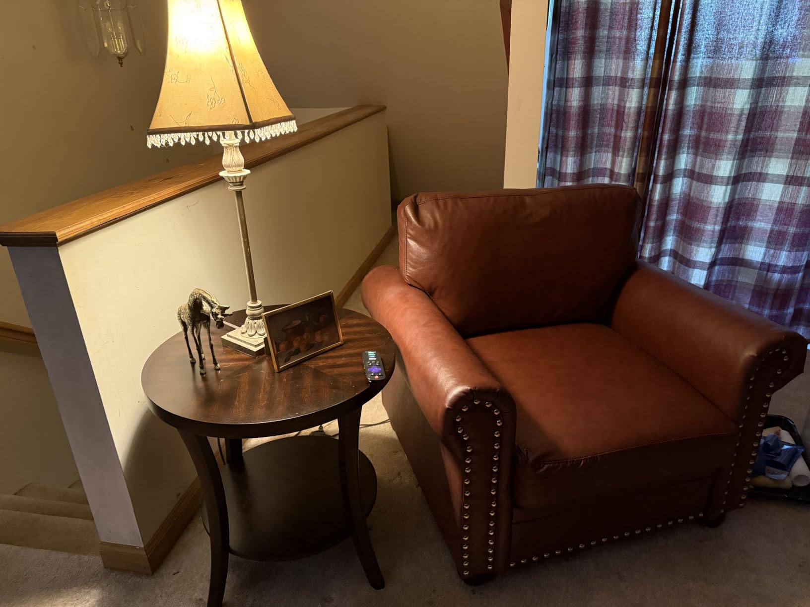 Roundhill Furniture Perth Contemporary Round End Table with Shelf, Espresso customer photo 1