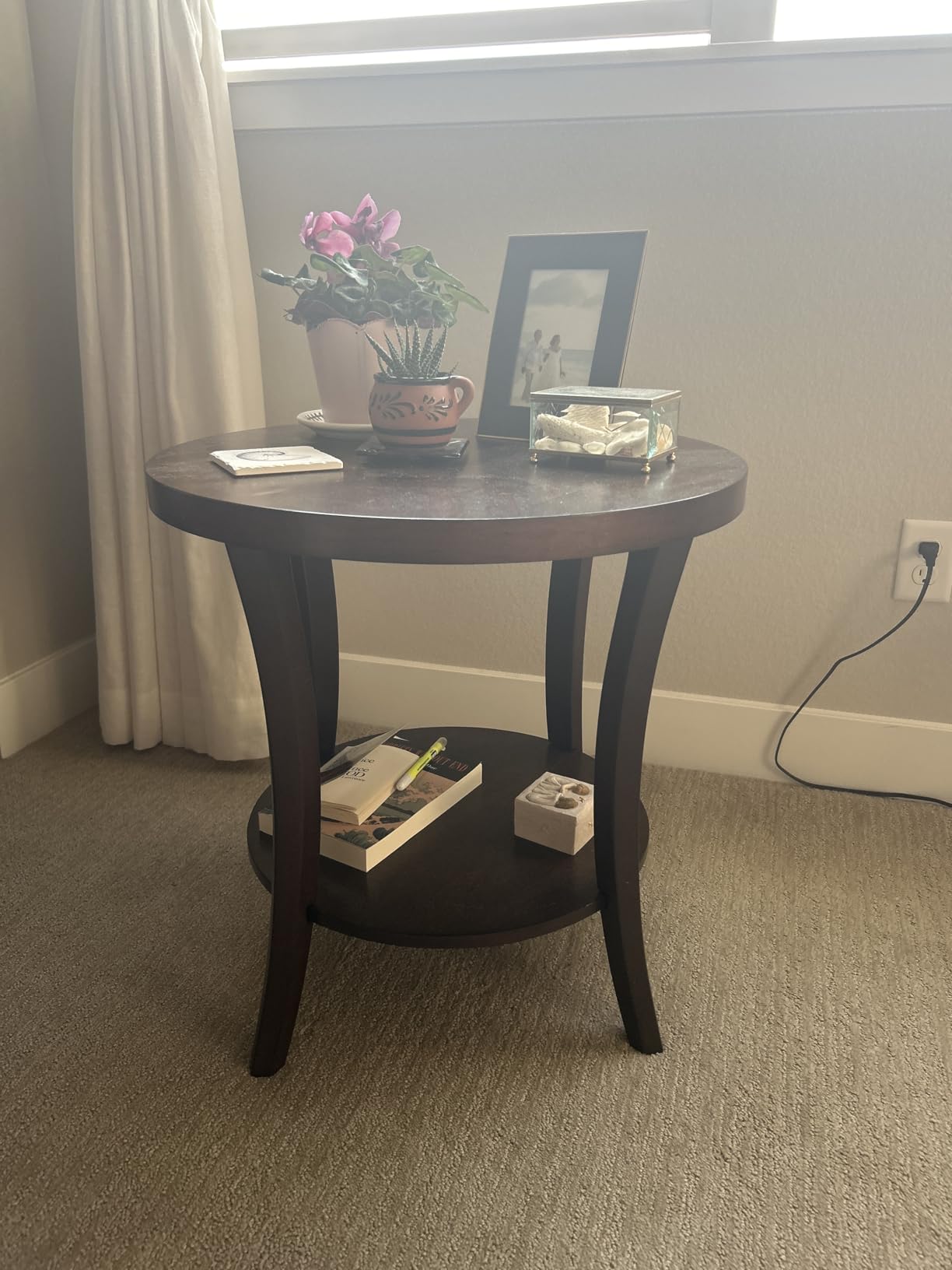 Roundhill Furniture Perth Contemporary Round End Table with Shelf, Espresso customer photo 2