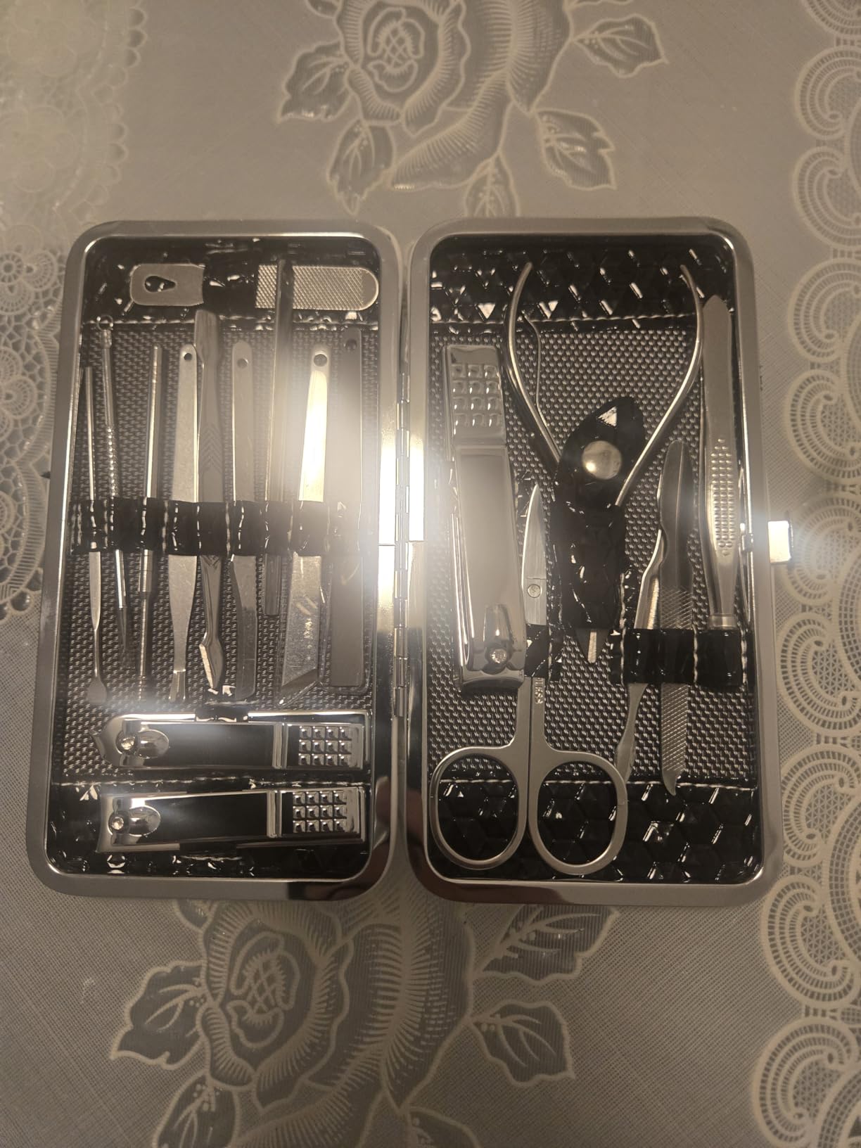 Yougai Manicure Set 18Pcs Stainless Steel Nail Clippers Set with Case Black | Professional Manicure Kit, Fingernail Toenail Cutters for Men & Women, Pedicure Kit Foot Care, Gift for Family & Friends customer photo 1