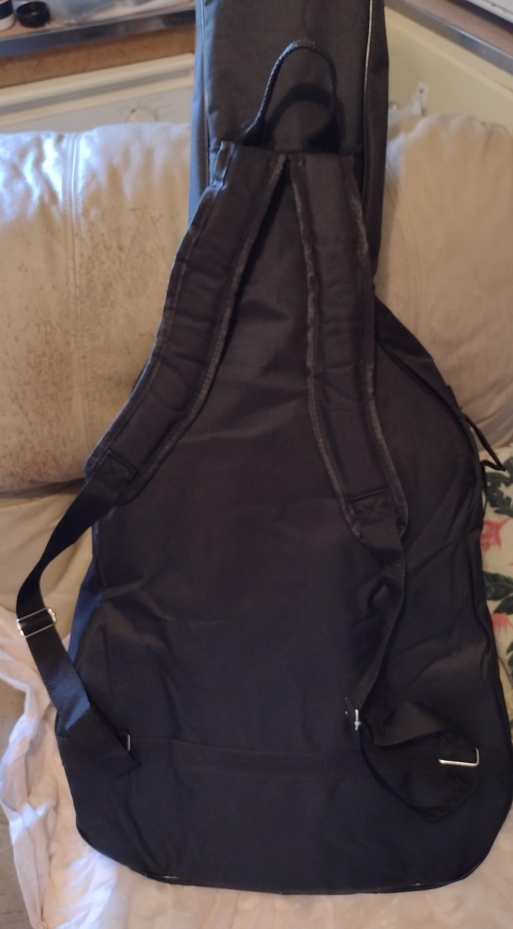 CAHAYA 41 In Acoustic Guitar Bag 0.35 In Thick Padding Water Resistent Soft Guitar Case Dual Adjustable Shoulder Strap Gig Bag with Back Hanger Loop, Black CY0152 customer photo 1