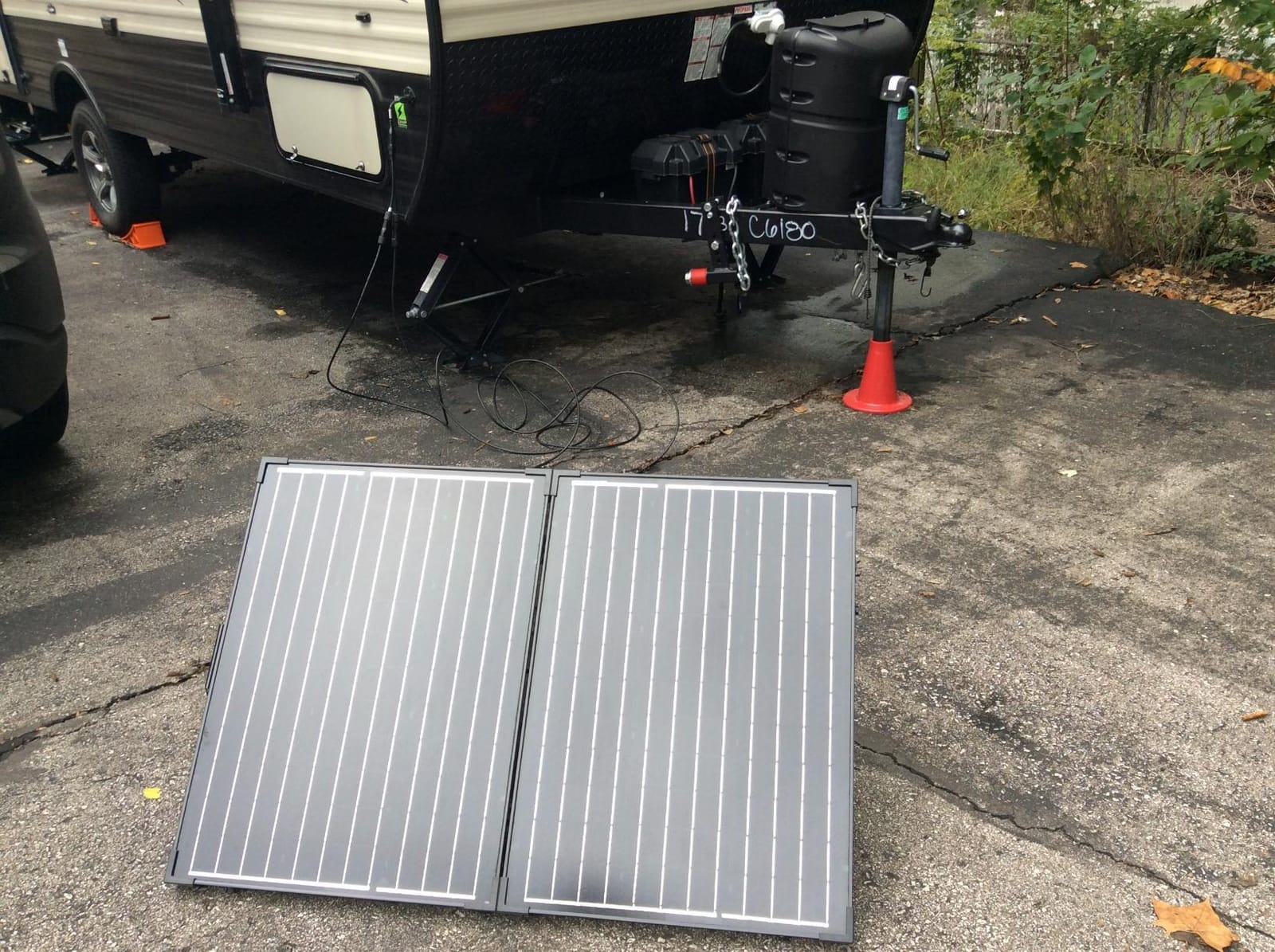 Renogy 100W Portable Solar Panel, 25% High Efficiency Solar Panel Kit with 20A Charger Controller for 12V Battery & Power Station, N-Type Foldable Solar Panels w/Tempered Glass for RV, Camping Off-Grid customer photo 1