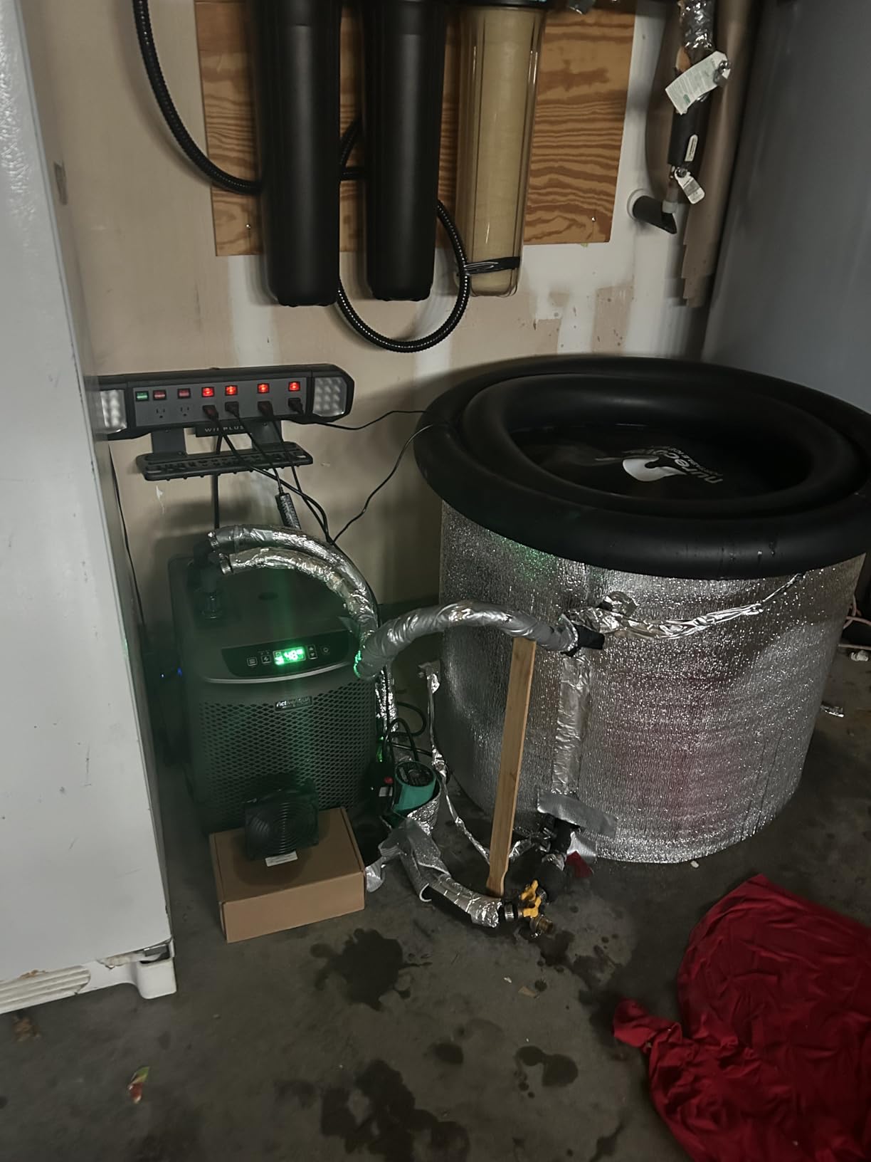 Active Aqua Water Chiller, 0.25 HP, Titanium, 40-92 Gal, Hydroponics, Titanium evaporator and digital thermostat hold reservoirs, cold plunge tubs, and aquariums at a steady temperature customer photo 2