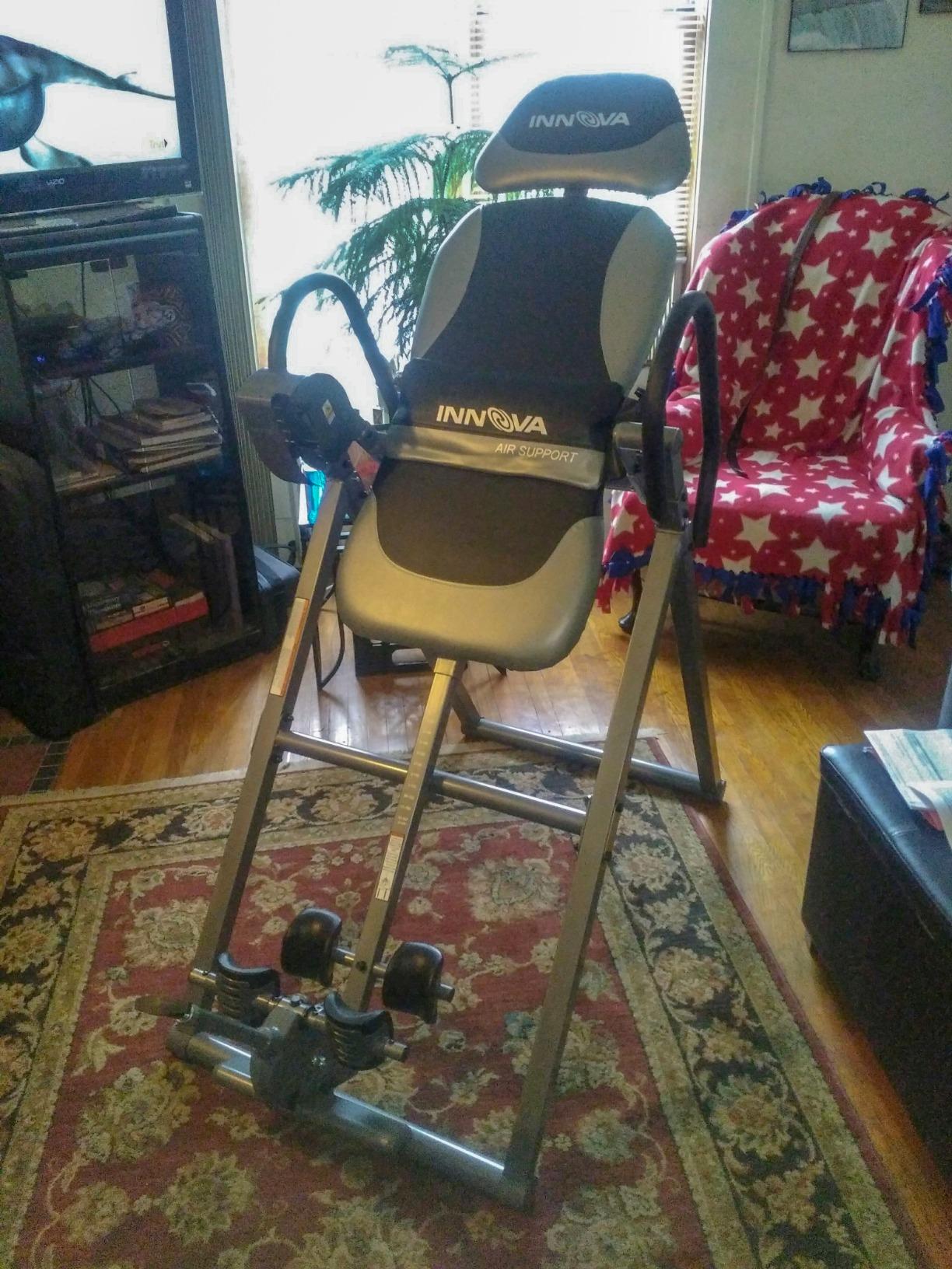 Innova ITX9900 Inversion Table with Air Lumbar Support, Black/Gray customer photo 1