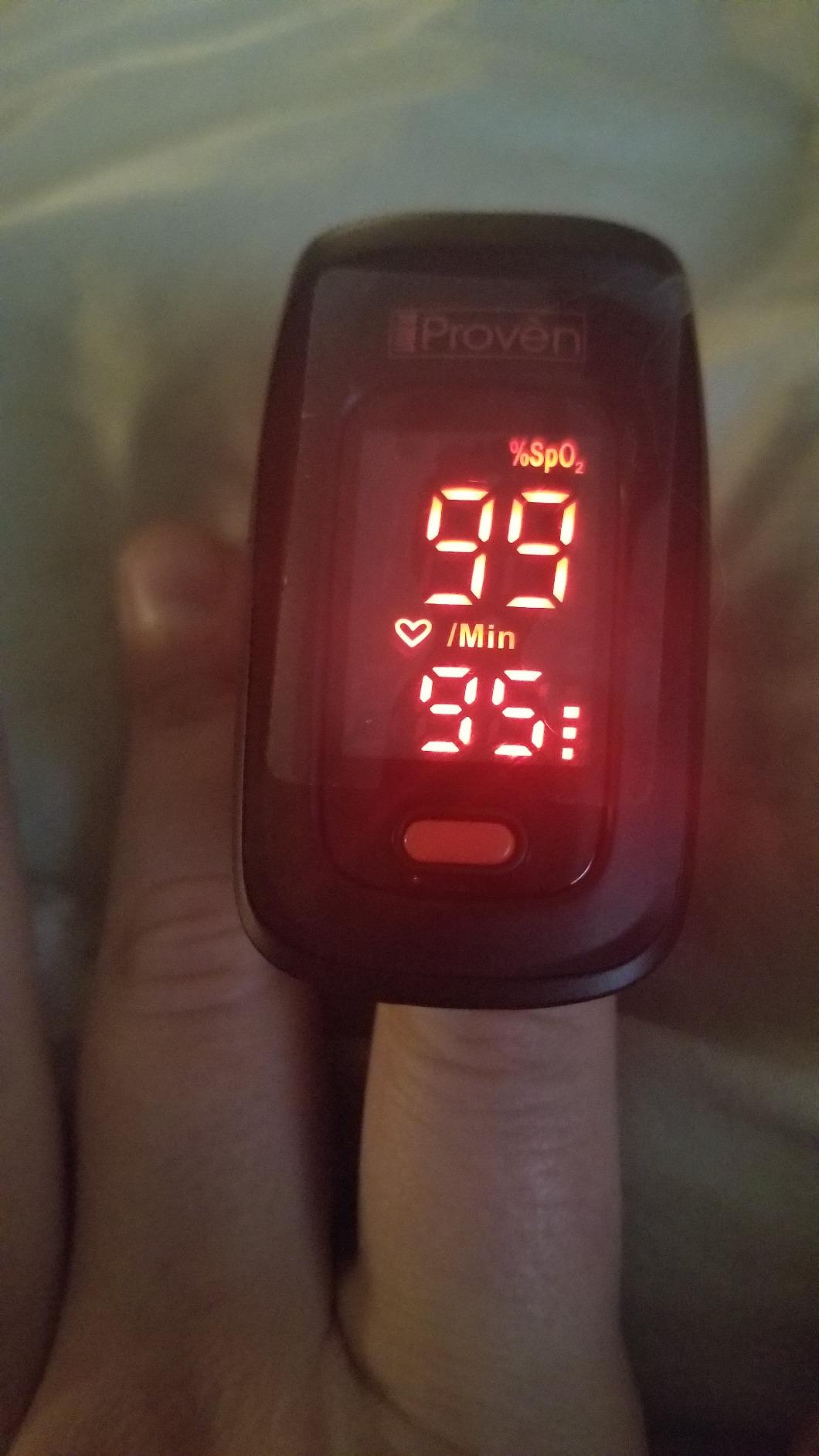 iProven Pulse Oximeter Fingertip for Oxygen Saturation & Respiratory Rate | Pulse Rate and Blood Oxygen Saturation Monitor, Finger Oximeter O2 Monitor, Batteries, Case & Lanyard Included customer photo 2