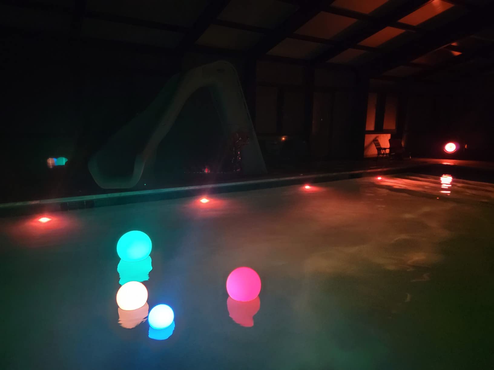 LOFTEK Floating Pool Lights, 6-inch Rechargeable LED Ball Light, Hangable | 3 Modes & 16 RGB Color Changing Ball Lamp, Dimmable & Timer, IP65 Waterproof, Night Light for Bedroom, Bathtub, Party Decor customer photo 2