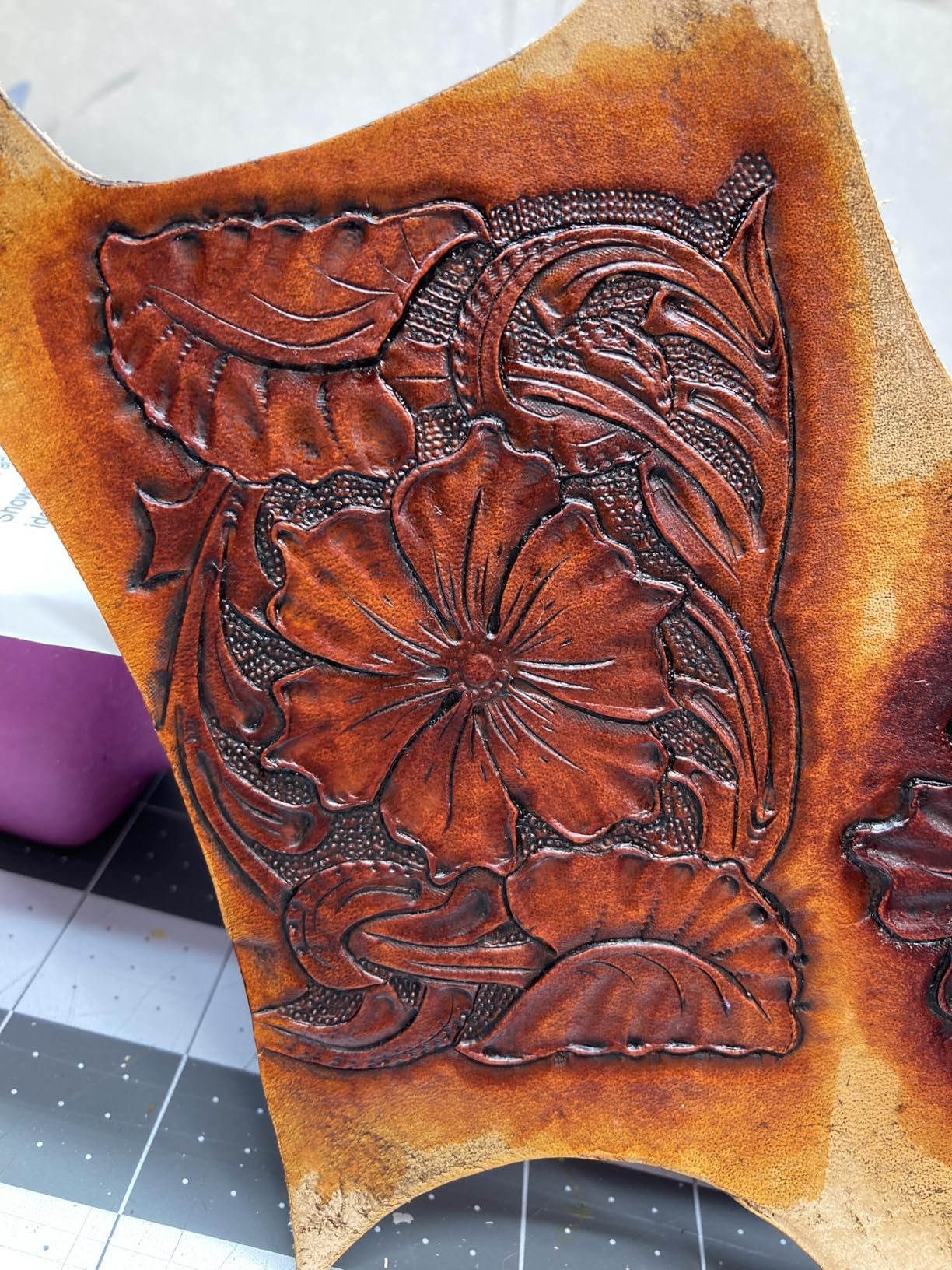 Realeather Leather Stamps Tool Set for Leather Crafting, 10 Stamping Tools, Sheridan Style Stamp Set I customer photo 2