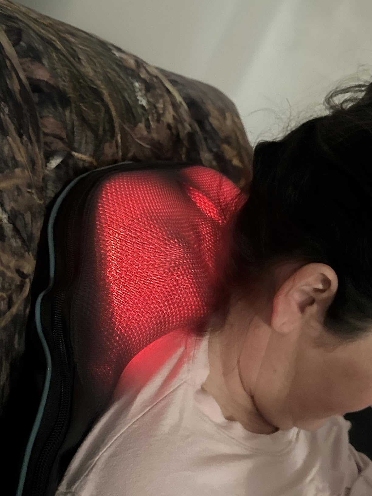 Mo Cuishle Women Men Gifts, Shiatsu Back Shoulder and Neck Massager with Heat, Electric Deep Tissue 4D Kneading Massage, Best Gifts for Mom Dad Wife Husband her Him, Christmas, Birthday (NOT Cordless) customer photo 2