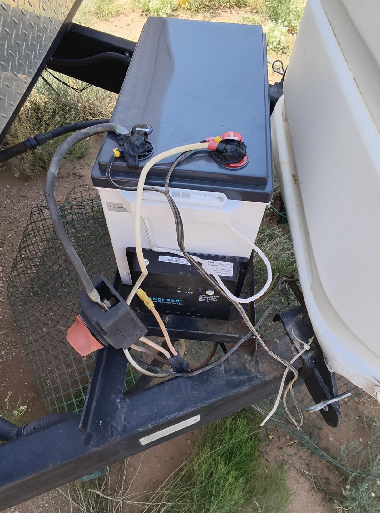 Renogy Wanderer Li 30A PWM Solar Charge Controller 12V for Solar Panels | 25V PV input, LED, AGM/Gel/Flooded (auto), Li (manual), overcharge/short protection, negative ground, temp comp, for RVs customer photo 2