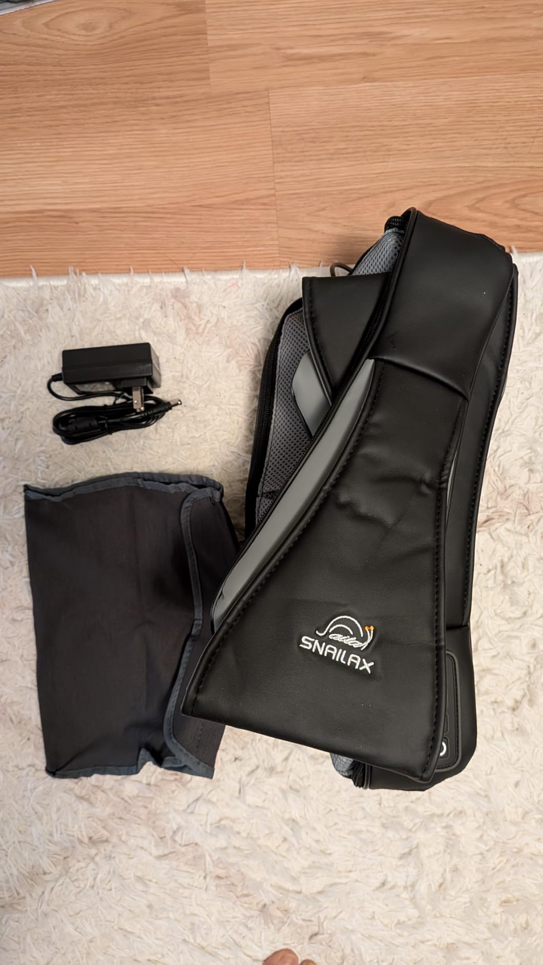 Snailax Cordless Massager - Shiatsu Neck and Shoulder Massager with Heat, FSA Eligible, Portable, Lumbar, Back Electric Massage Pillow, Gift for Woman, Mom, Dad customer photo 1