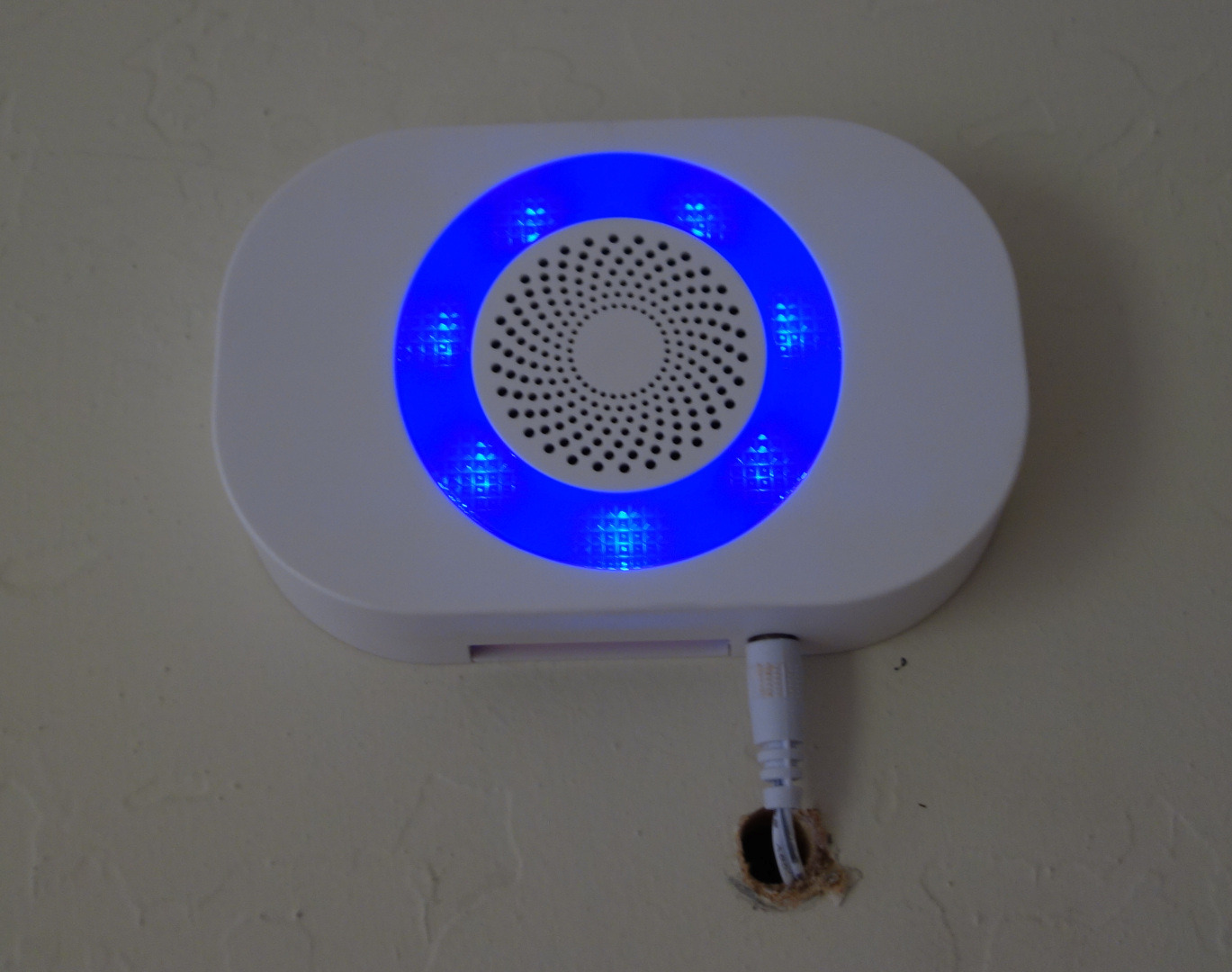 Dakota Alert UTDCR-4000 Wireless Doorbell & Mailbox Alert System, 1-Mile customer photo 1