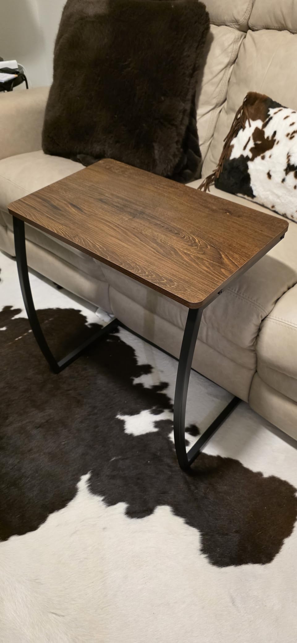 SRIWATANA Walnut C Shaped Side Table, Vintage End Table for Sofa Couch Bed, Space-Saving C-Table Slides Under Sofa customer photo 1