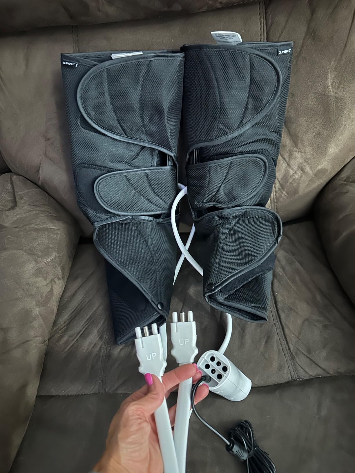 QUINEAR Leg Massager with Heat and Air Compression,Foot and Calf Massager for Circulation and Pain,Compression Boots with 3modes and 3 Intensities customer photo 1