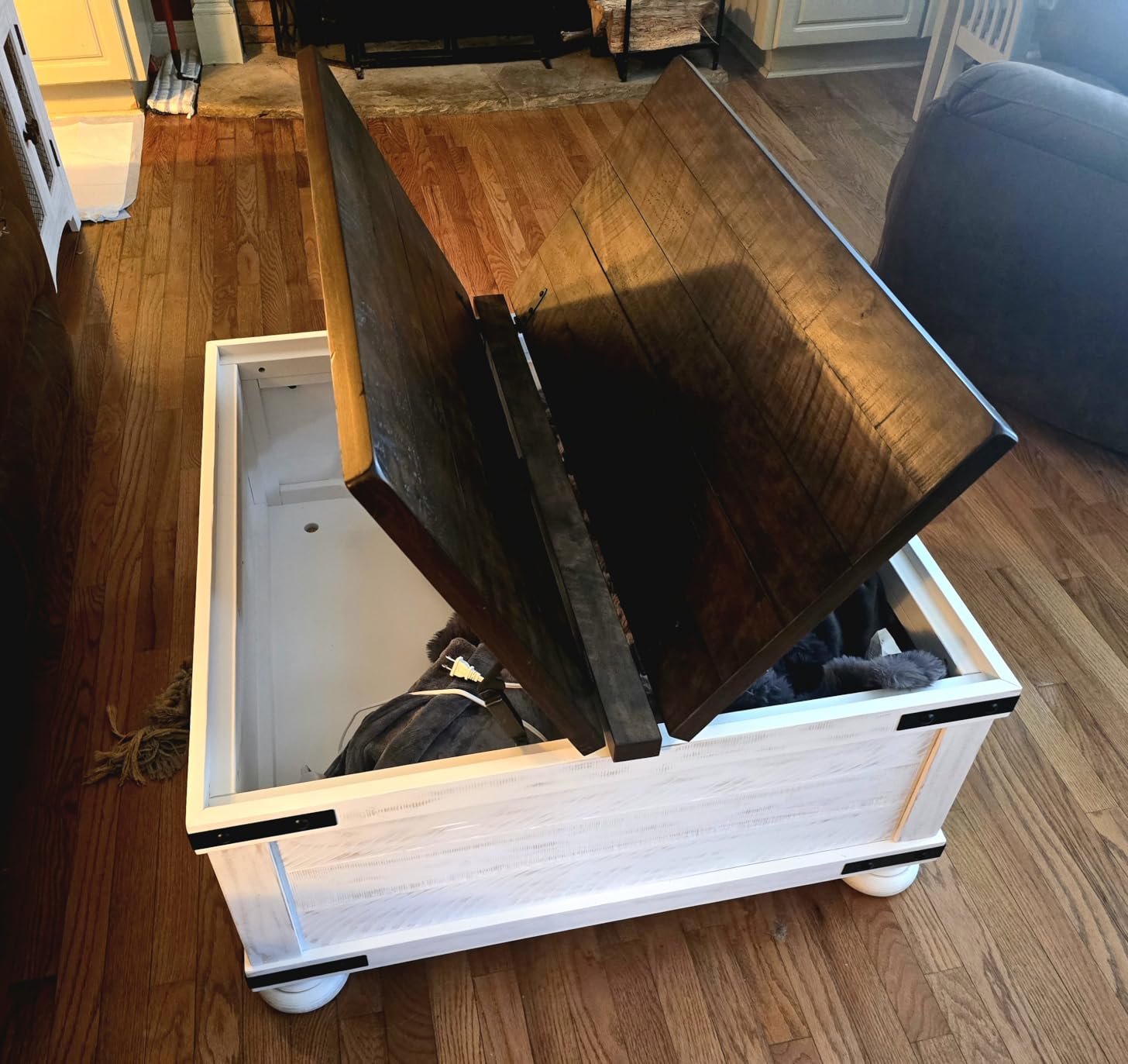 Signature Design by Ashley Lift Top Coffee Table with Storage, Farmhouse | Pine veneers, wood & engineered wood, Split-top spring lift, Hidden trunk storage, 36-in square footprint, Valebeck Series customer photo 2