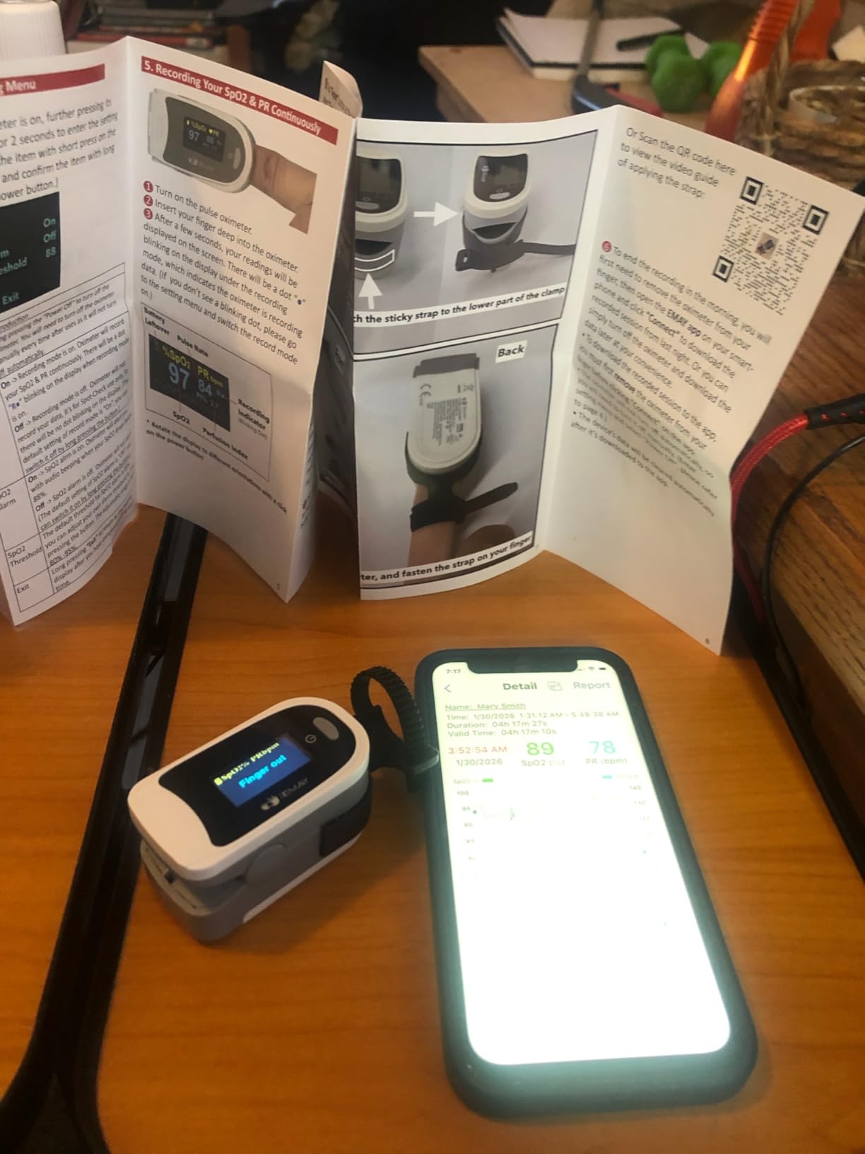 EMAY Sleep Oxygen Monitor with Built-in Recording Capability | Track Continuous Blood Oxygen Levels & Pulse Rate Overnight | Provides Sleep Report & Raw Data customer photo 1