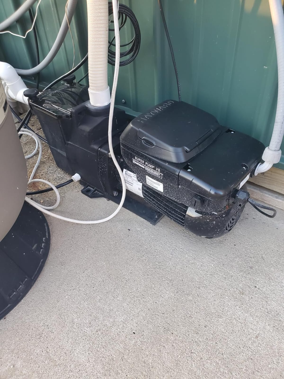 Hayward Super Pump VS Variable Speed Pool Pump for In-Ground Pools, 1.65 HP | W3SP2603VSP In Ground Var Speed Pool Pump, Energy Efficient Water Circulation Pump with Programmable Touchpad that can Rotate customer photo 1