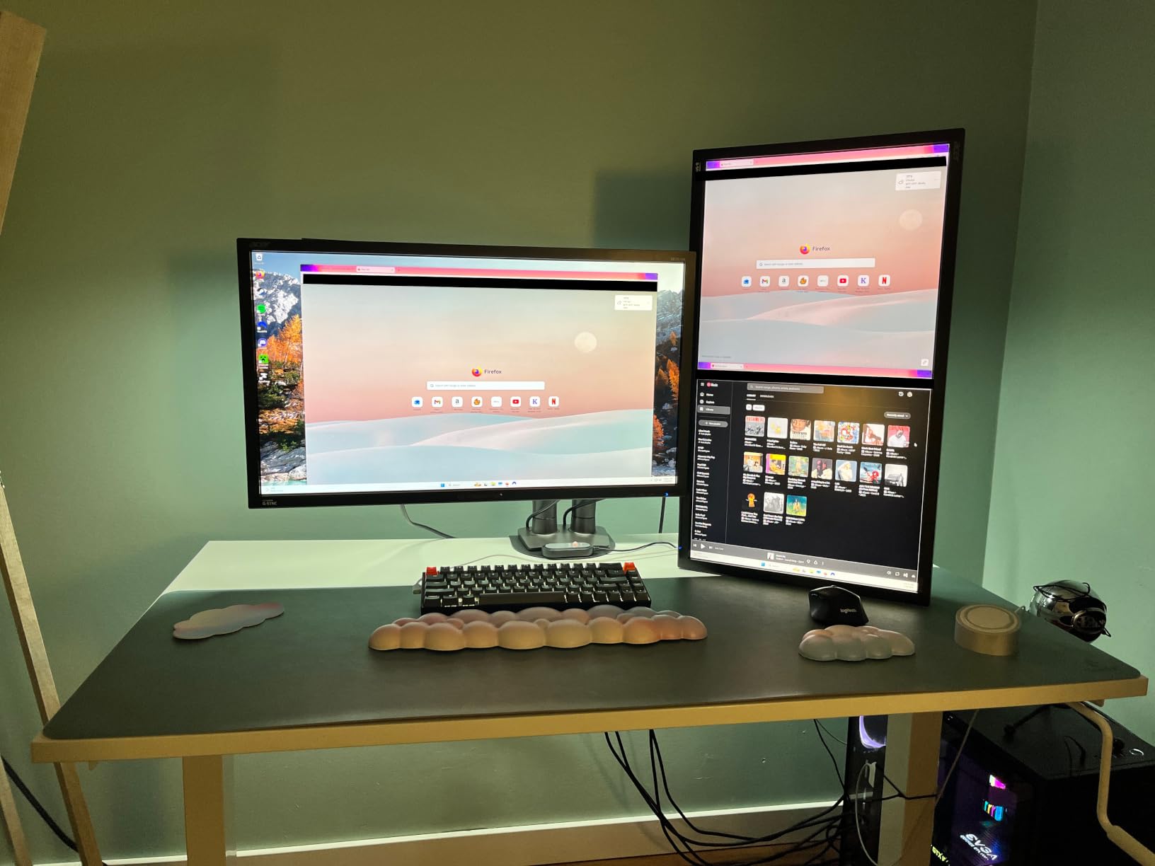 HUANUO FlowLift Dual Monitor Stand, Fully Adjustable Gaming Monitor Desk Mount for 13-32 inch Computer Screens, Full Motion VESA 75x75/100x100 with C-Clamp & Grommet Base, Each Arm Holds 4.4 to 19.8 lbs customer photo 2