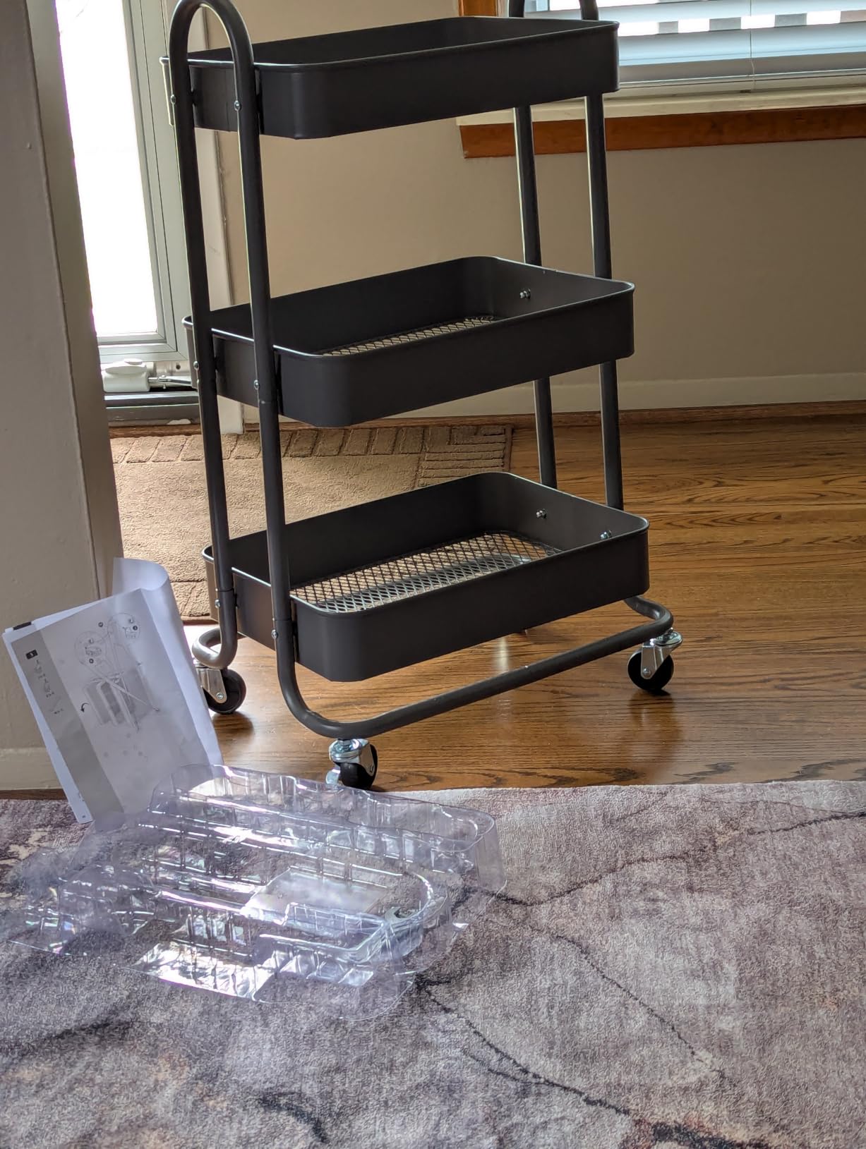 Amazon Basics 3-Tier Rolling Utility Cart, Storage Organizer, Lockable Wheels, Multifunctional Storage, Portable Mobile Shelving Unit, White customer photo 2