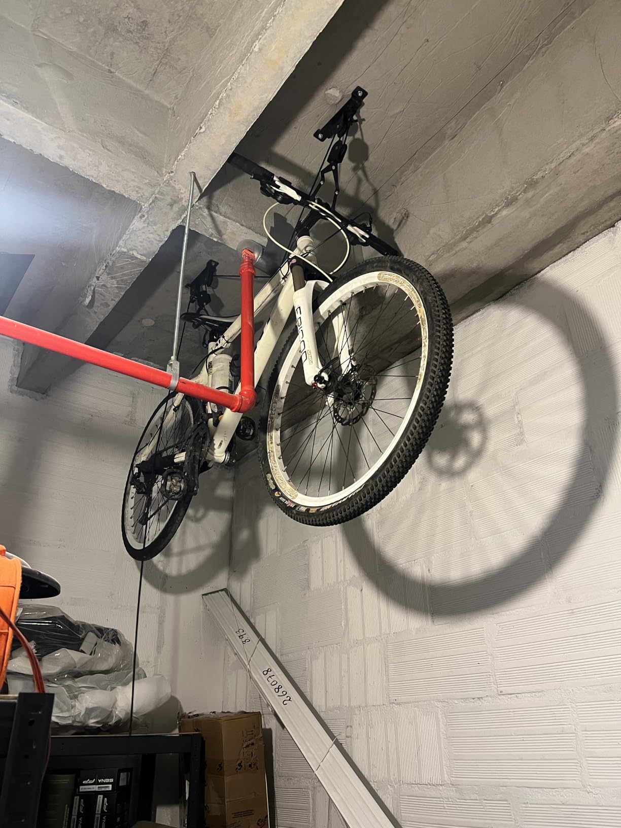Wallmaster Ceiling Bike Mount Hanger, Bike Ceiling Lift Hoist, Bike Pulley System for Garage, Indoor Bicycle Hooks, 1 pack customer photo 2