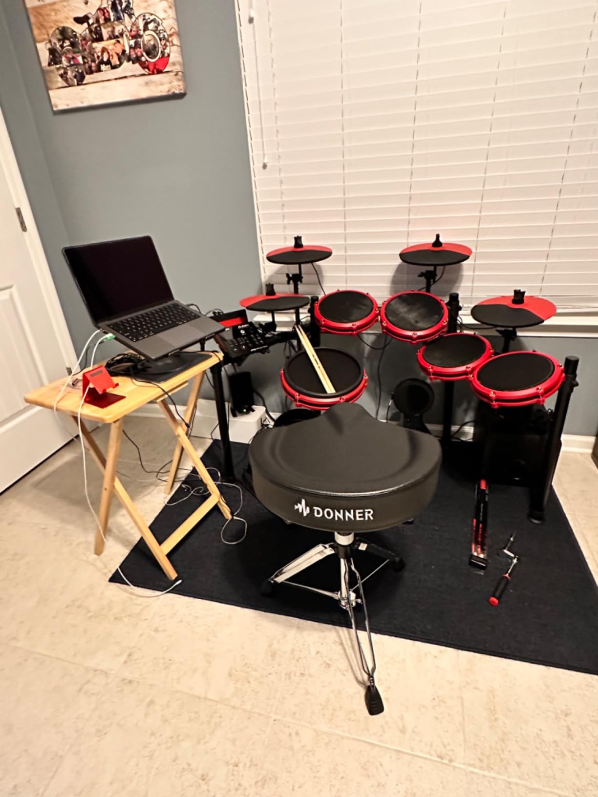 Donner Heavy Duty Drum Throne, Motorcycle Style Drum Stool, Widened Drum Seat with Upgraded Materials, Height Adjustable Padded Drum Chair, Double Braced customer photo 2