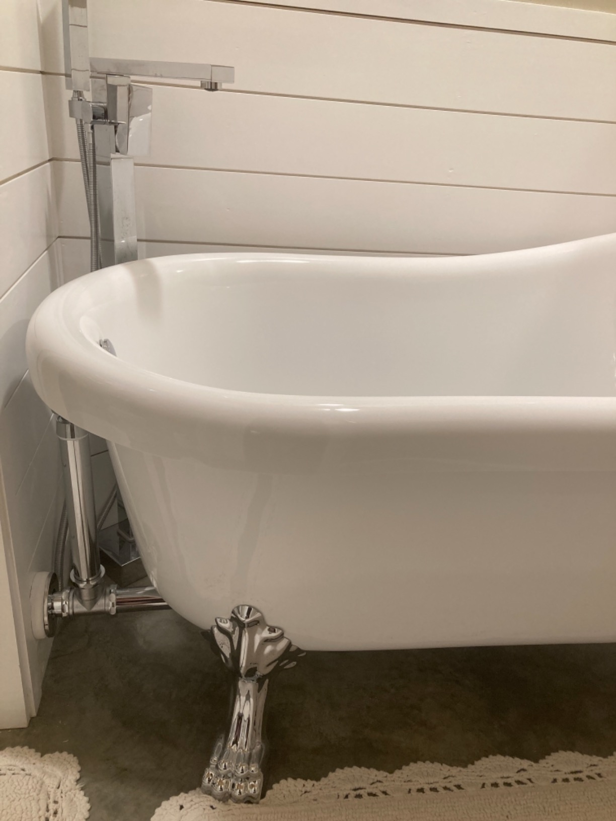 WOODBRIDGE CLAWFOOT TUB, 54