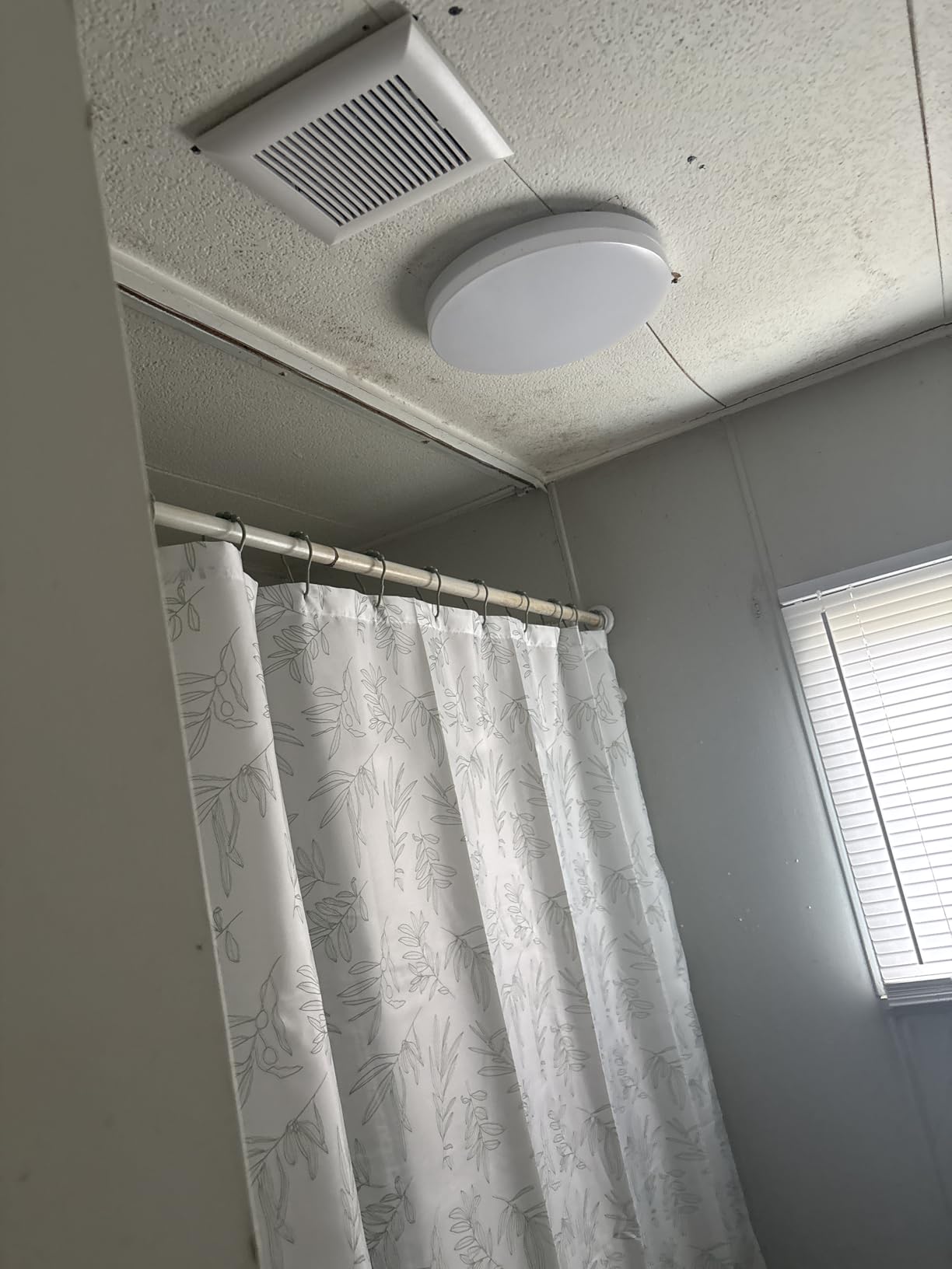 Tech Drive Bathroom Fan, 80 CFM 1.5 Sone, 4 Inch Duct, Very Quiet, HVI and Energy Star Certified, Easy to Install for Bathrooms Up to 85 Sq. Ft customer photo 2