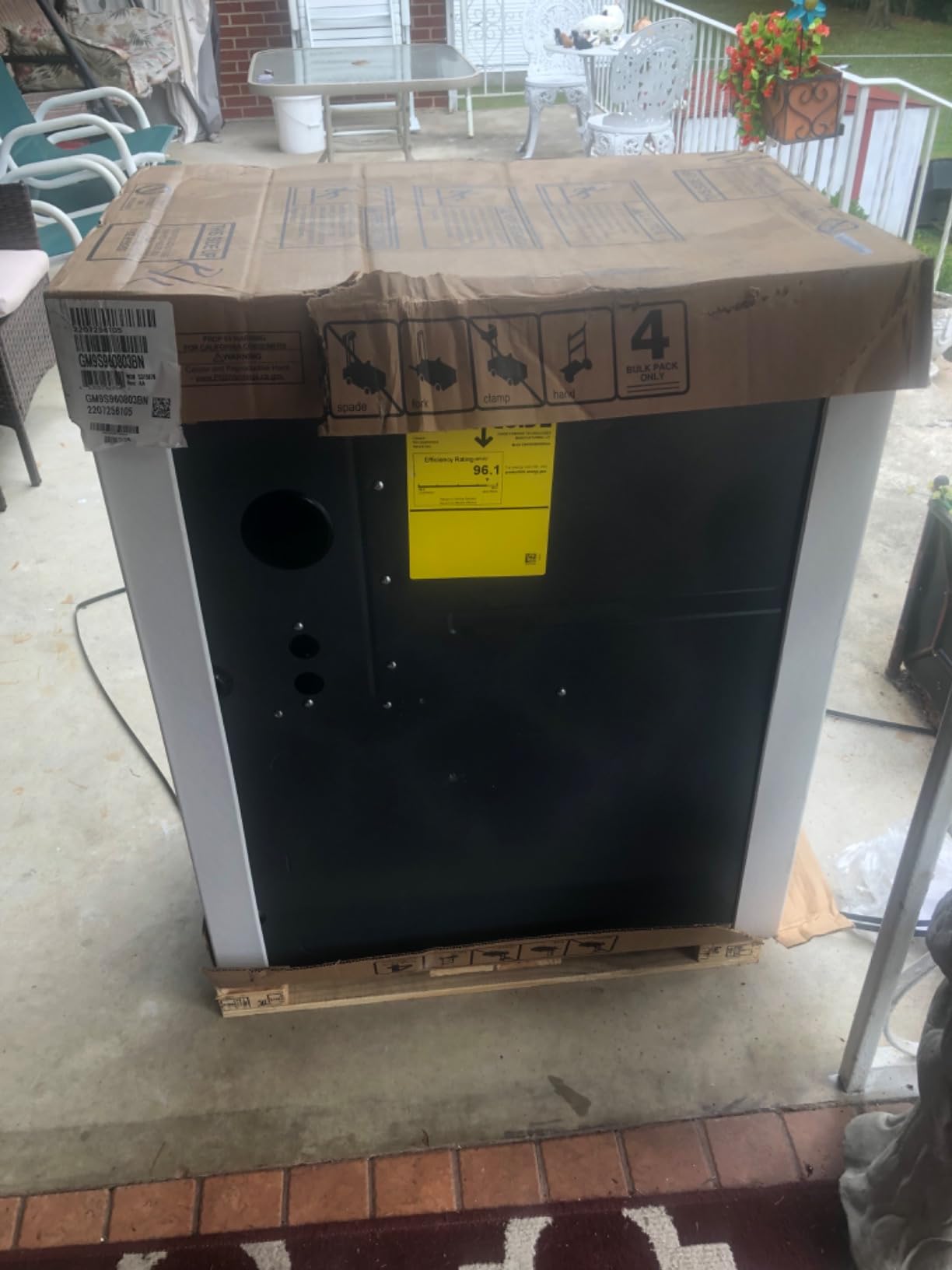 Goodman 80,000 BTU 96% Efficiency Multi-Speed, Single-Stage Upflow/Horizontal Furnace (GR9S960803BN) customer photo 2