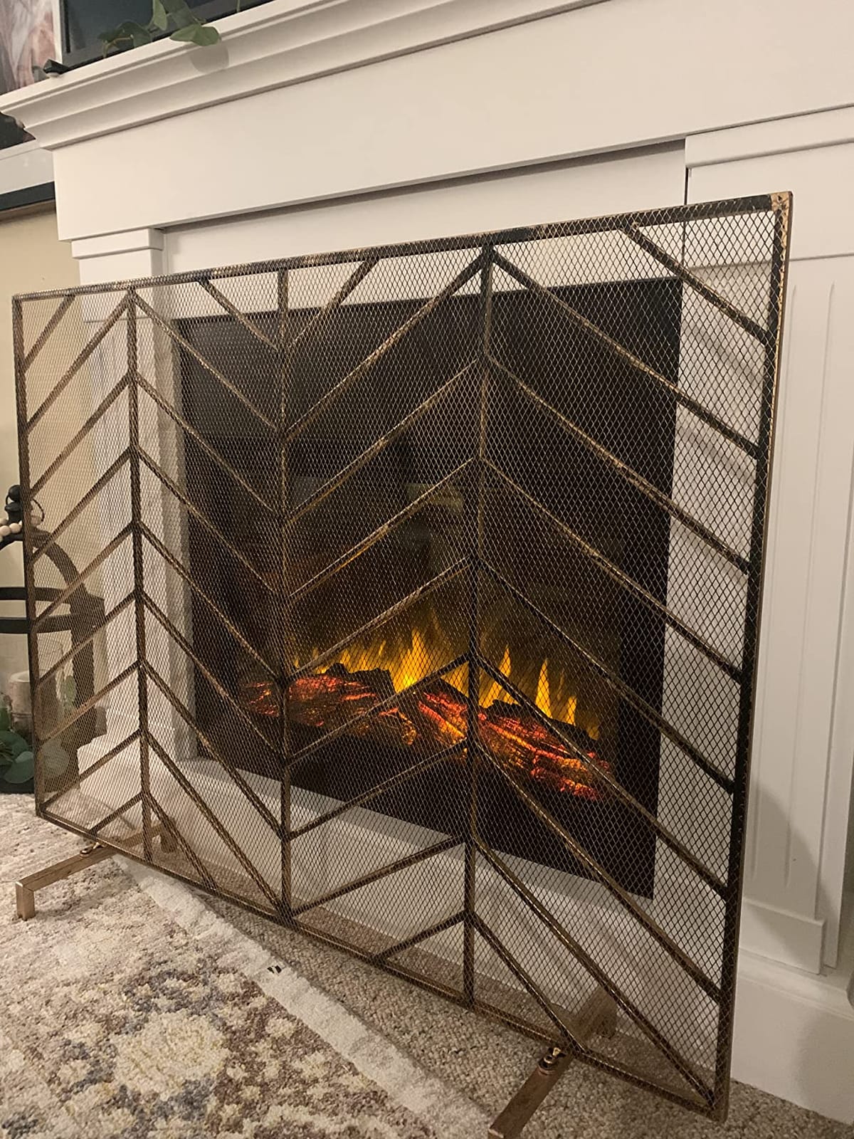 Best Choice Products 38x31in Single Panel Handcrafted Wrought Iron Mesh Chevron Fireplace Screen, Fire Spark Guard for Living Room, Bedroom Decor w/Distressed Antique Finish - Gold customer photo 1