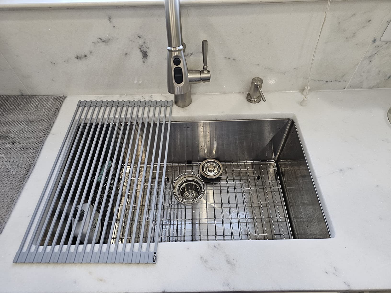 Kraus KHU101-24L Standart PRO 24-inch Undermount 16 Gauge Single Bowl Laundry and Utility Sink, 24 Inch, Tight Radius customer photo 1