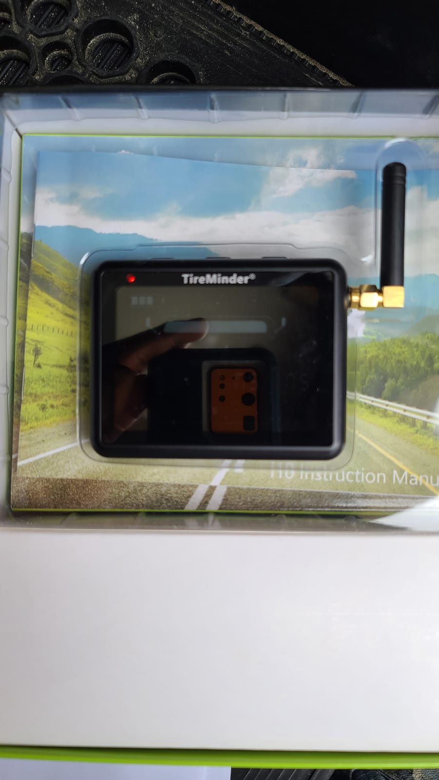 TireMinder i10 RV TPMS with 6 Transmitters customer photo 1