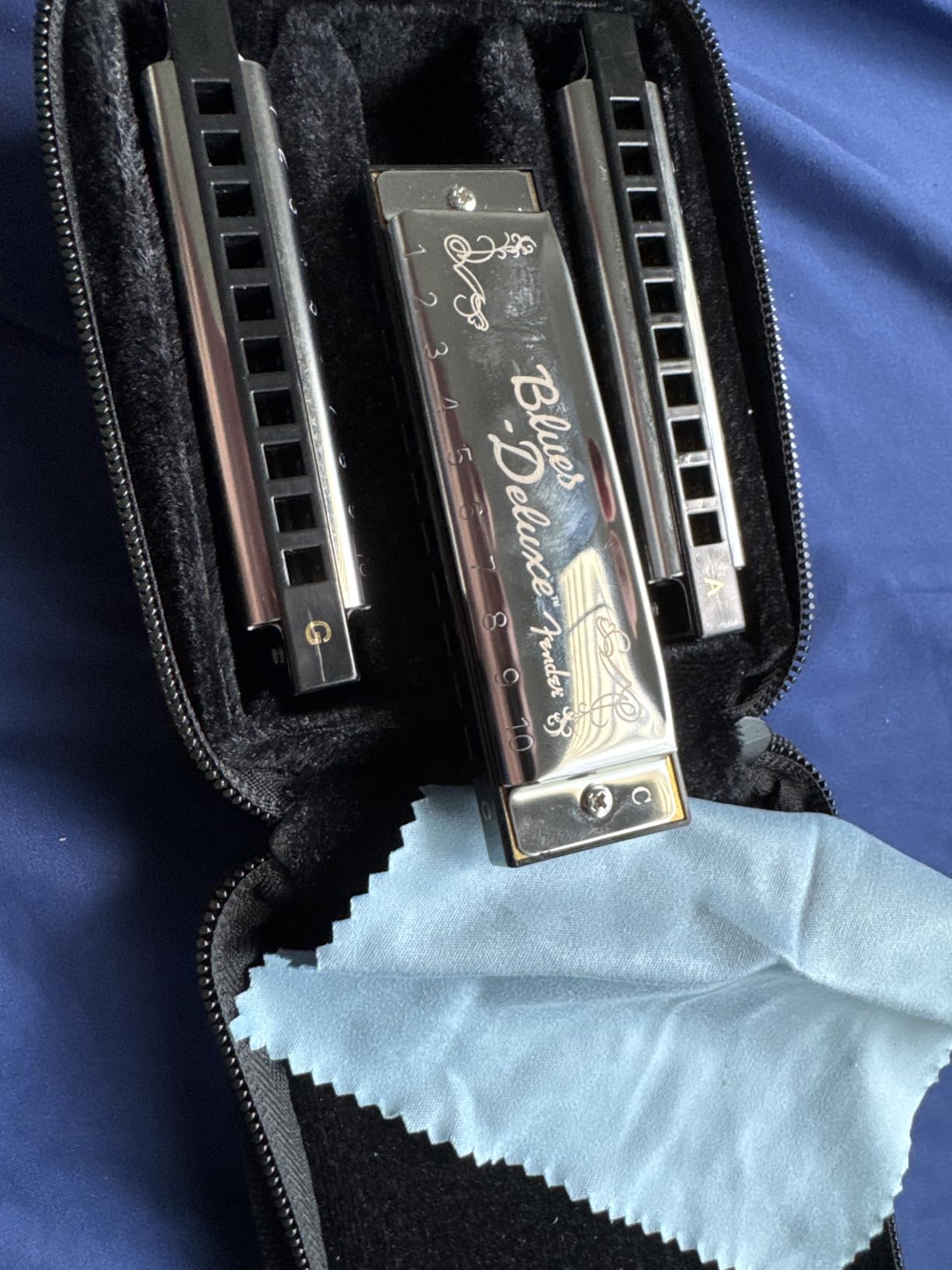 Fender Blues Deluxe Harmonica, Pack of 3 with case (Keys C,G,A) customer photo 1