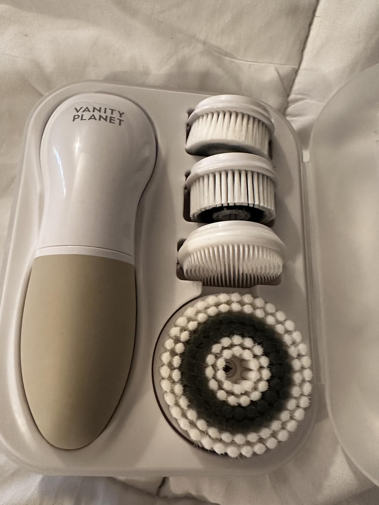Vanity Planet Raedia Facial Cleansing Brush - Electric Facial Cleansing Brush with 4 Exfoliating Brush Heads - Waterproof, Handheld, Lightweight for Face Scrubber and Exfoliating Face - Warm Grey customer photo 1