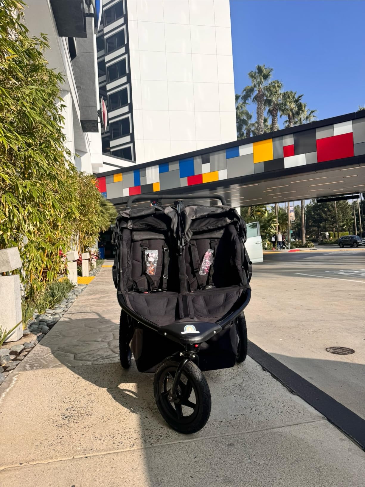 BOB Gear Revolution Flex 3.0 Duallie Jogging Stroller - Graphite Black customer photo 2