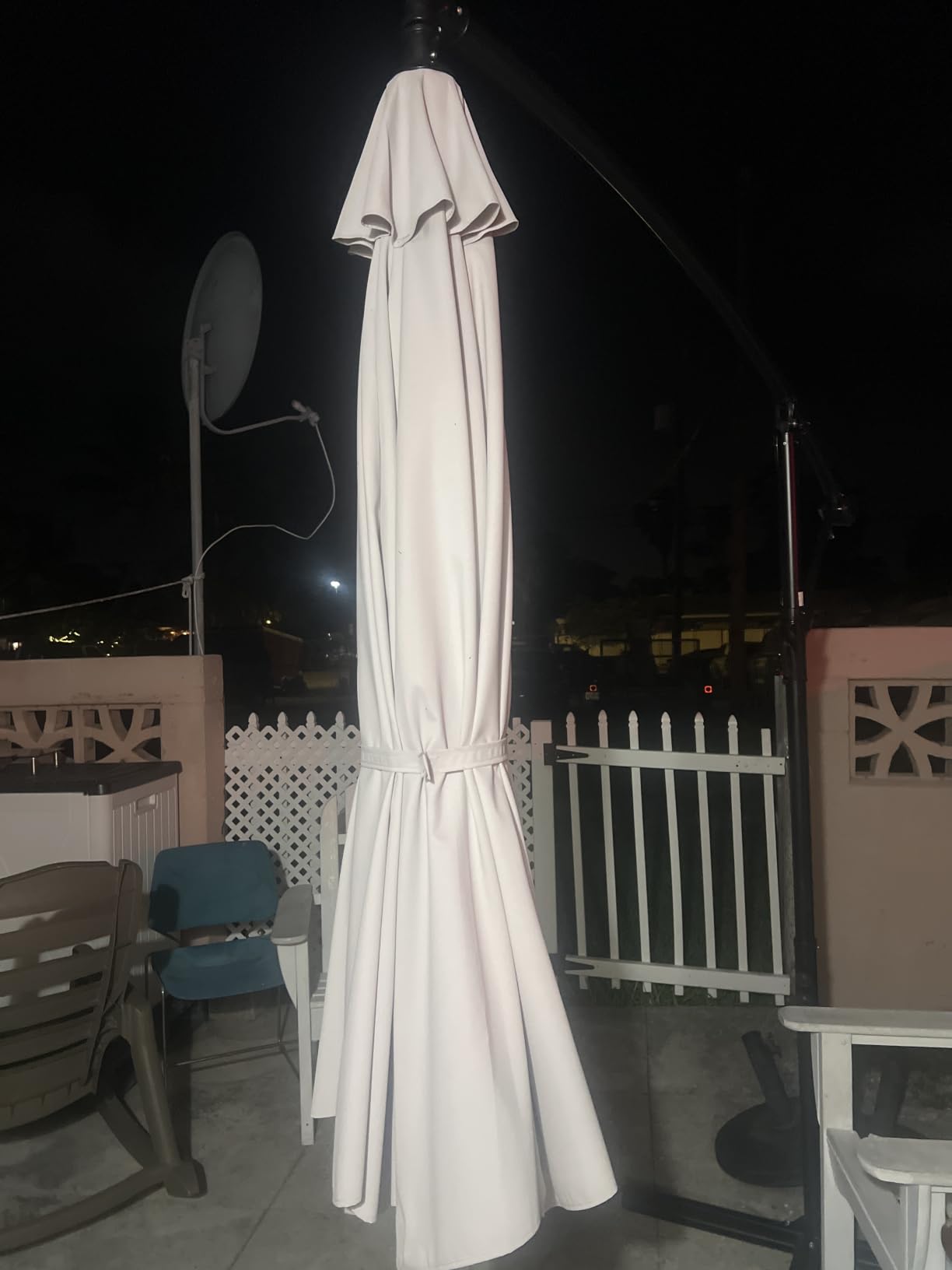 Best Choice Products 10ft Offset Cantilever Hanging Market Patio Umbrella, 8 Sturdy Ribs, Easy Adjustment - Sky Blue customer photo 1