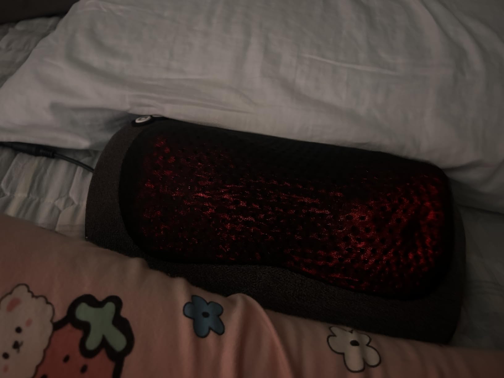 VIKTOR JURGEN Shiatsu Back Massager with Heat, Deep Tissue for Pain Relief | Electric 3D Kneading Massage Pillow for Neck, Shoulder, Back, Christmas for Men Women Dad Wife Mom Gifts (NOT Cordless) customer photo 2