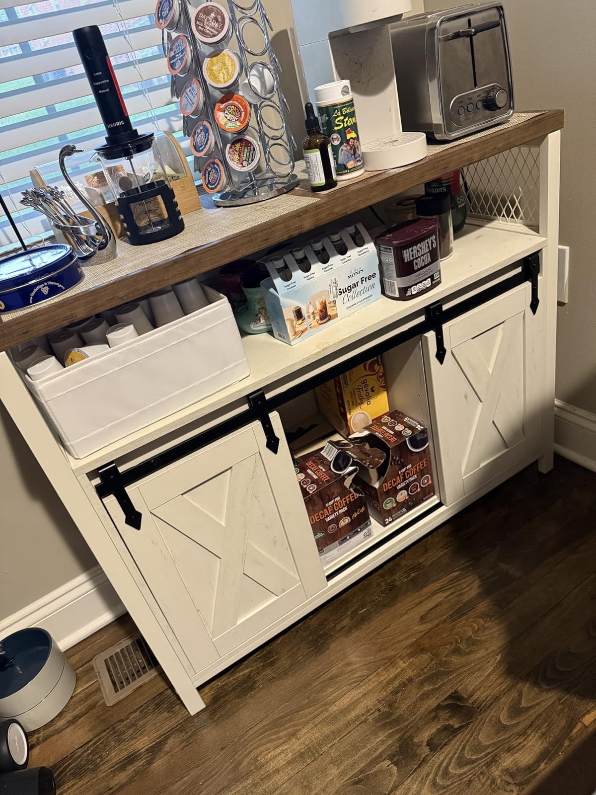 VASAGLE Buffet Cabinet, Coffee Bar Storage Cabinet, Sideboard with 2 Sliding Barn Doors, Adjustable Shelves, 13 x 39.4 x 31.5 Inches, for Living Room, Rustic Brown and Ink Black ULSC092B01 customer photo 2