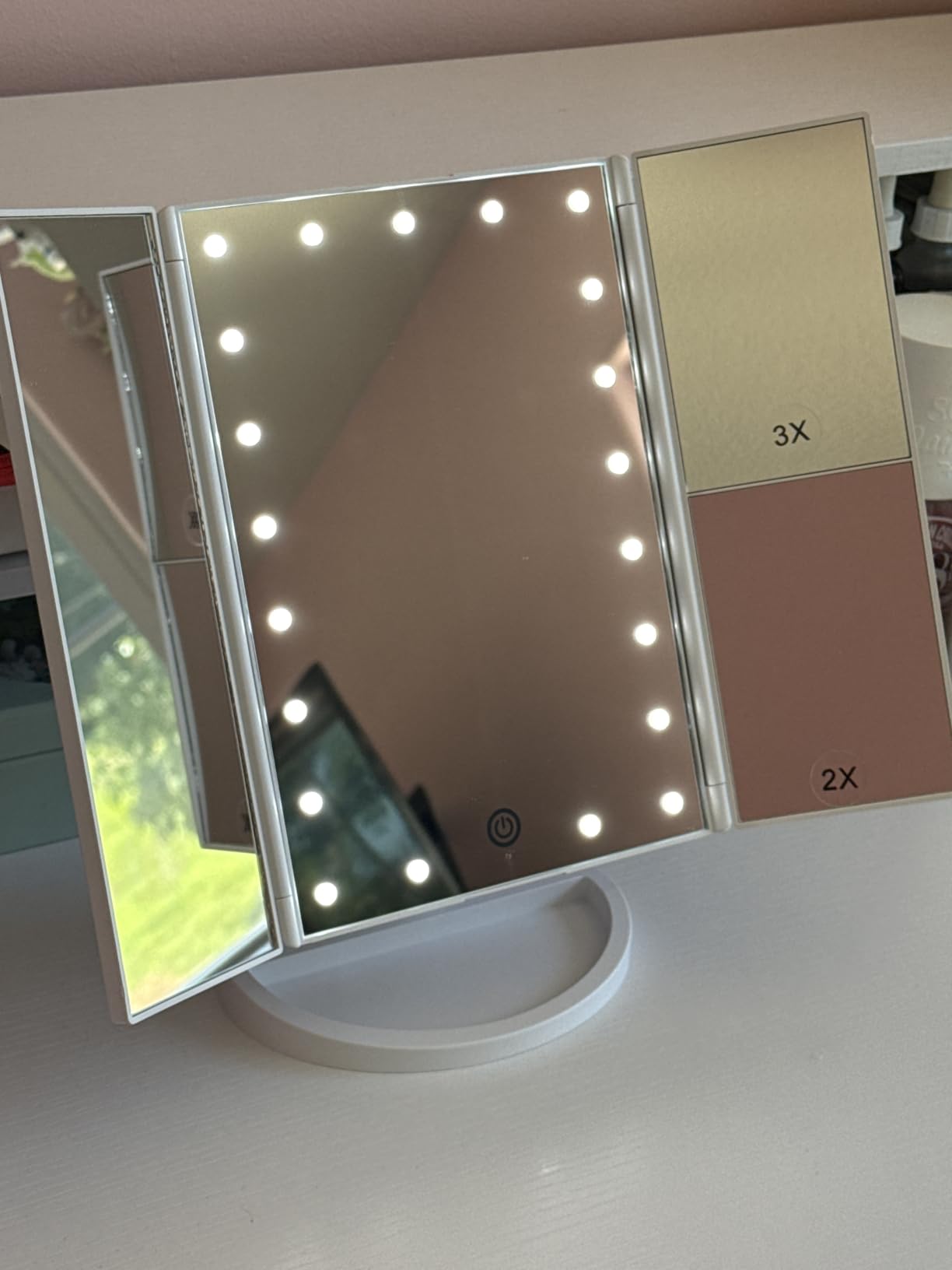 Flymiro Tri-fold Lighted Vanity Makeup Mirror with 3x/2x Magnification, Light up Mirror for Makeup, Touch Screen 21 LEDs, 180° Rotation Countertop Cosmetic Mirror customer photo 1