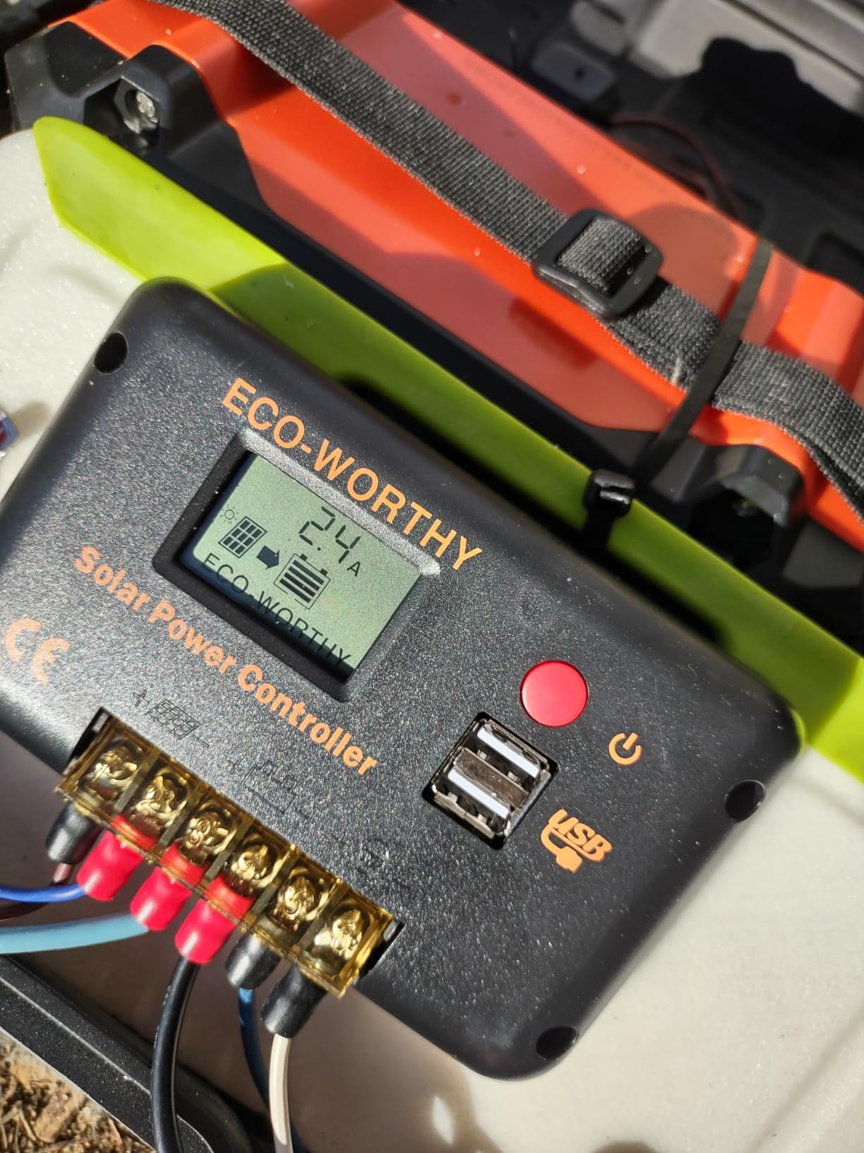 ECO-WORTHY 30A 12/24V PWM Solar Charge Controller with Bluetooth | Solar Panel Battery Intelligent Regulator with Dual USB Ports Auto, Negative Ground for 12V/24V Lithium, Lead-Acid, Gel Battery customer photo 1