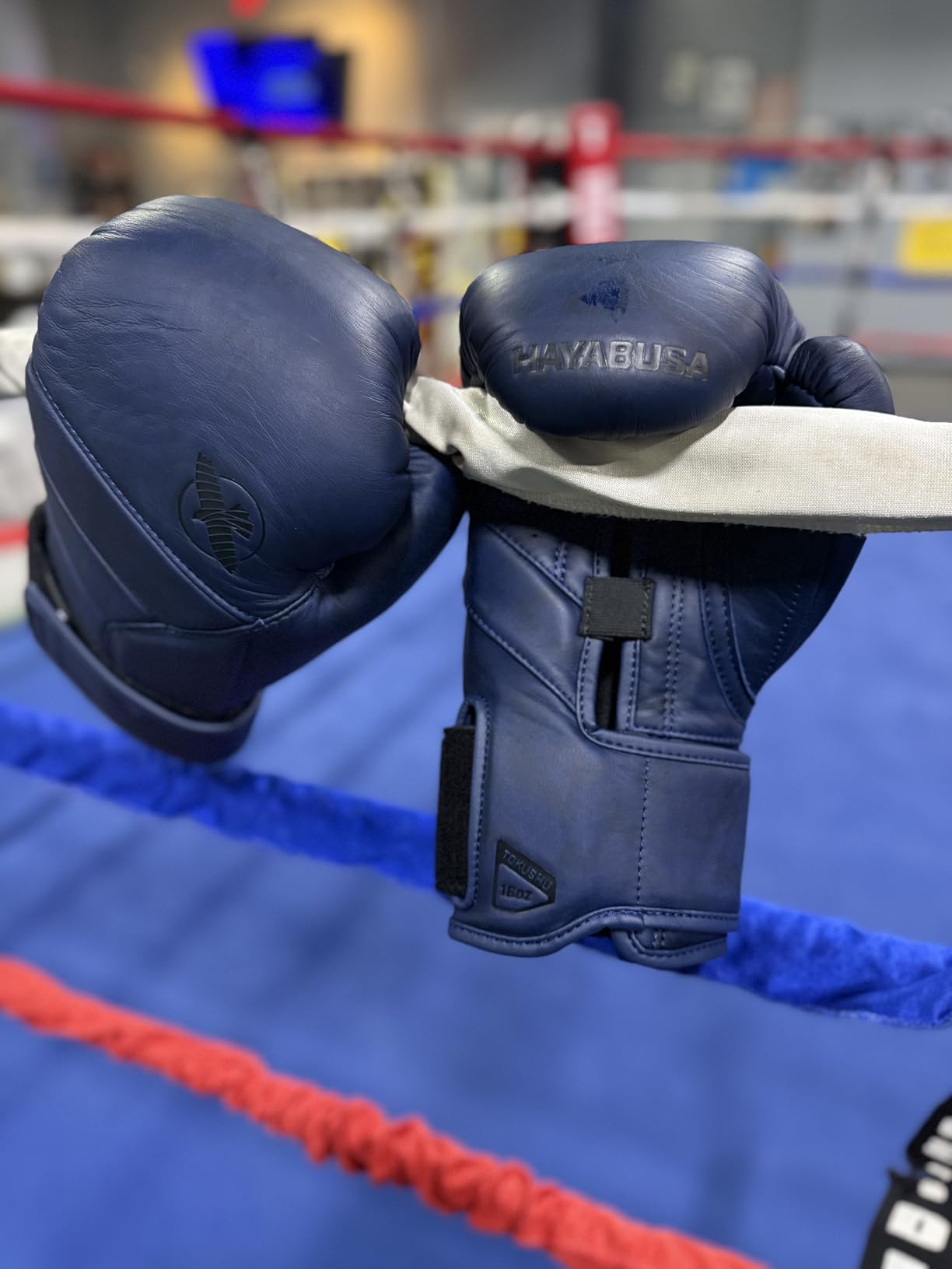 Hayabusa T3 LX Leather Boxing Gloves | Leather Boxing Gloves, Training Gloves Men and Women, Sparring Gloves, Heavy Bag Gloves, 16oz Boxing Gloves, Muay Thai Gloves customer photo 2