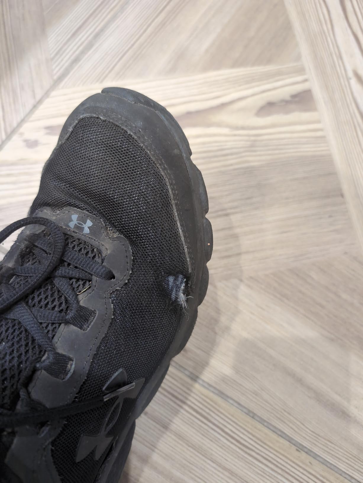 Under Armour Men's Charged Assert 9 Running Shoe customer photo 1