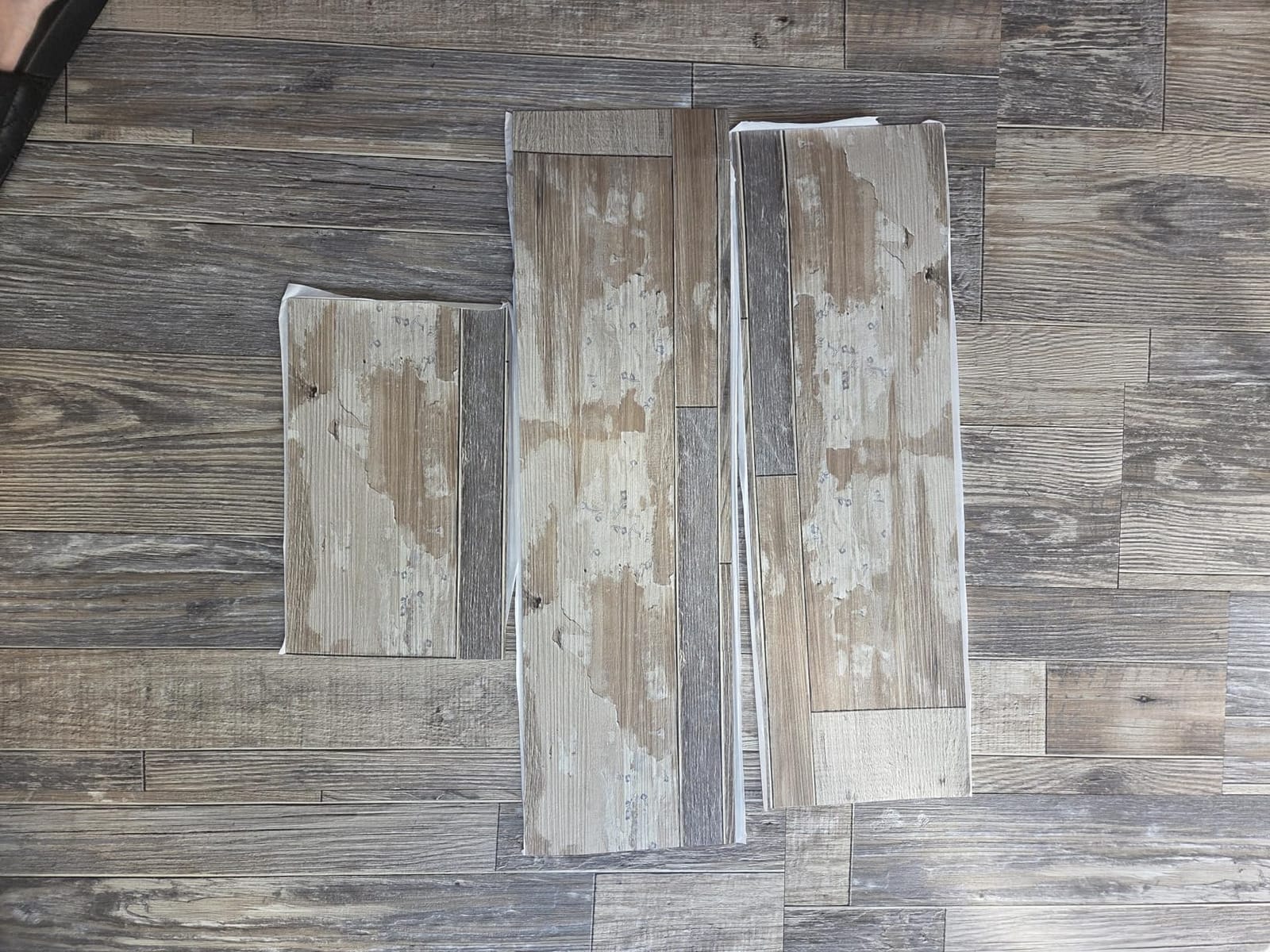 Art3d 36-Pack Wood Texture Peel and Stick Vinyl Flooring Tiles, Deep Gray | 18 & 54 sq.ft Options, Rigid Surface Hard Core, Waterproof, Self-Adhesive, Impact Resistant, Fit Indoor Household Spaces customer photo 2
