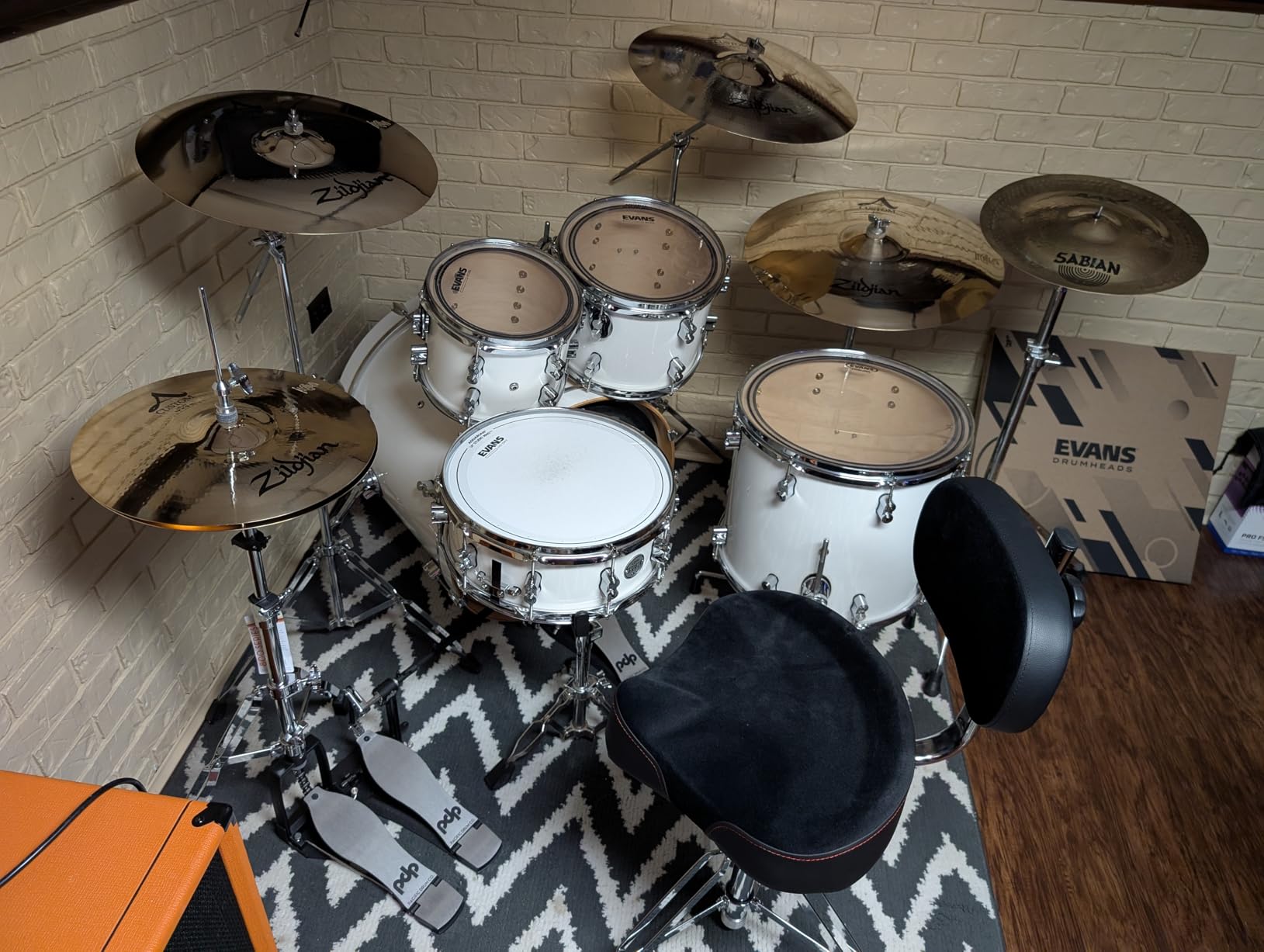 PDP By DW 800 Series Two Legs Hi-Hat Stand (PDHH812), Chrome customer photo 1