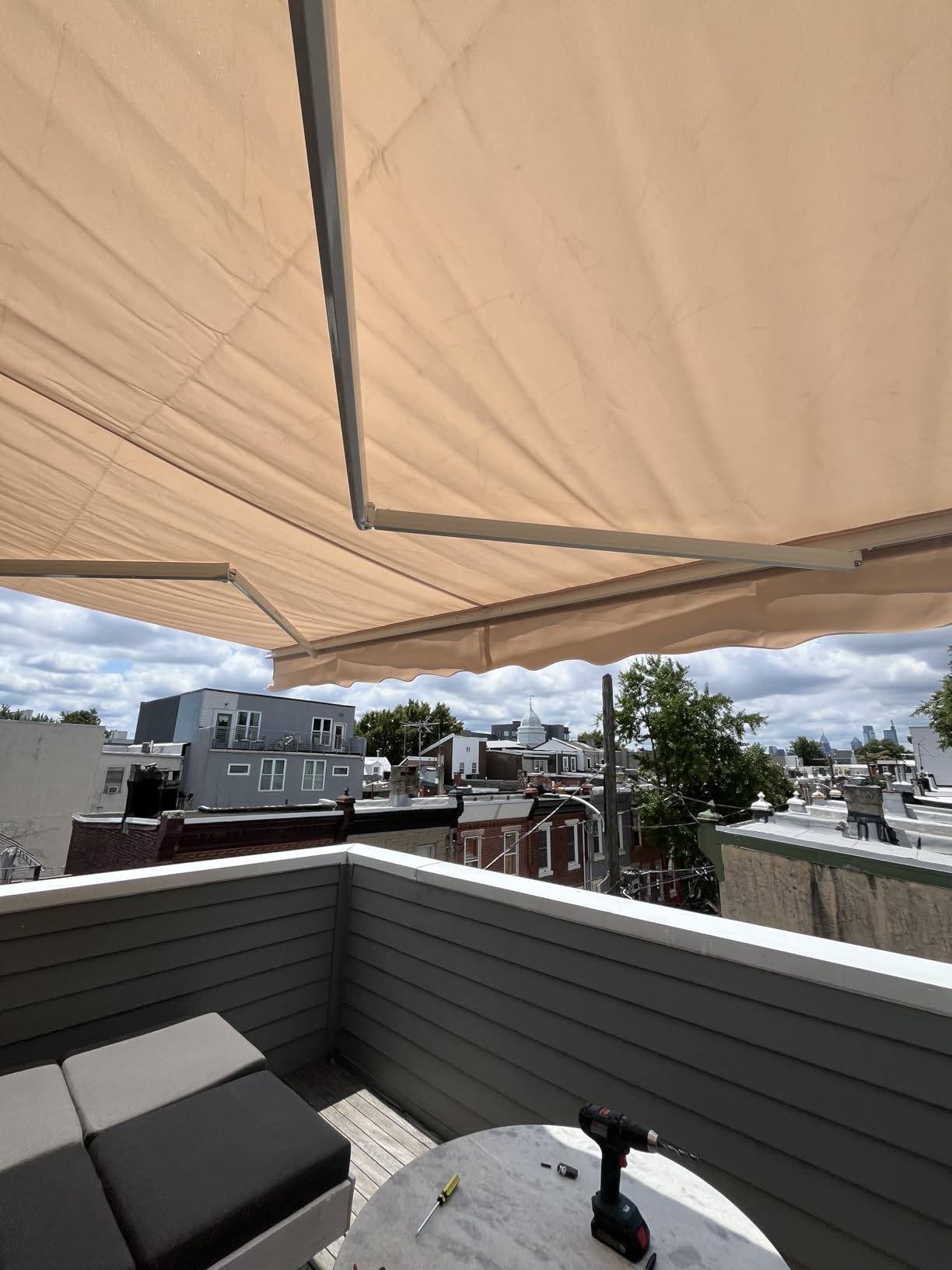 Outsunny 12' x 8' Patio Retractable Awning Manual Crank Handle Light Gray | Sun Shade Shelter, 280g/m² UV & Water-Resistant customer photo 2